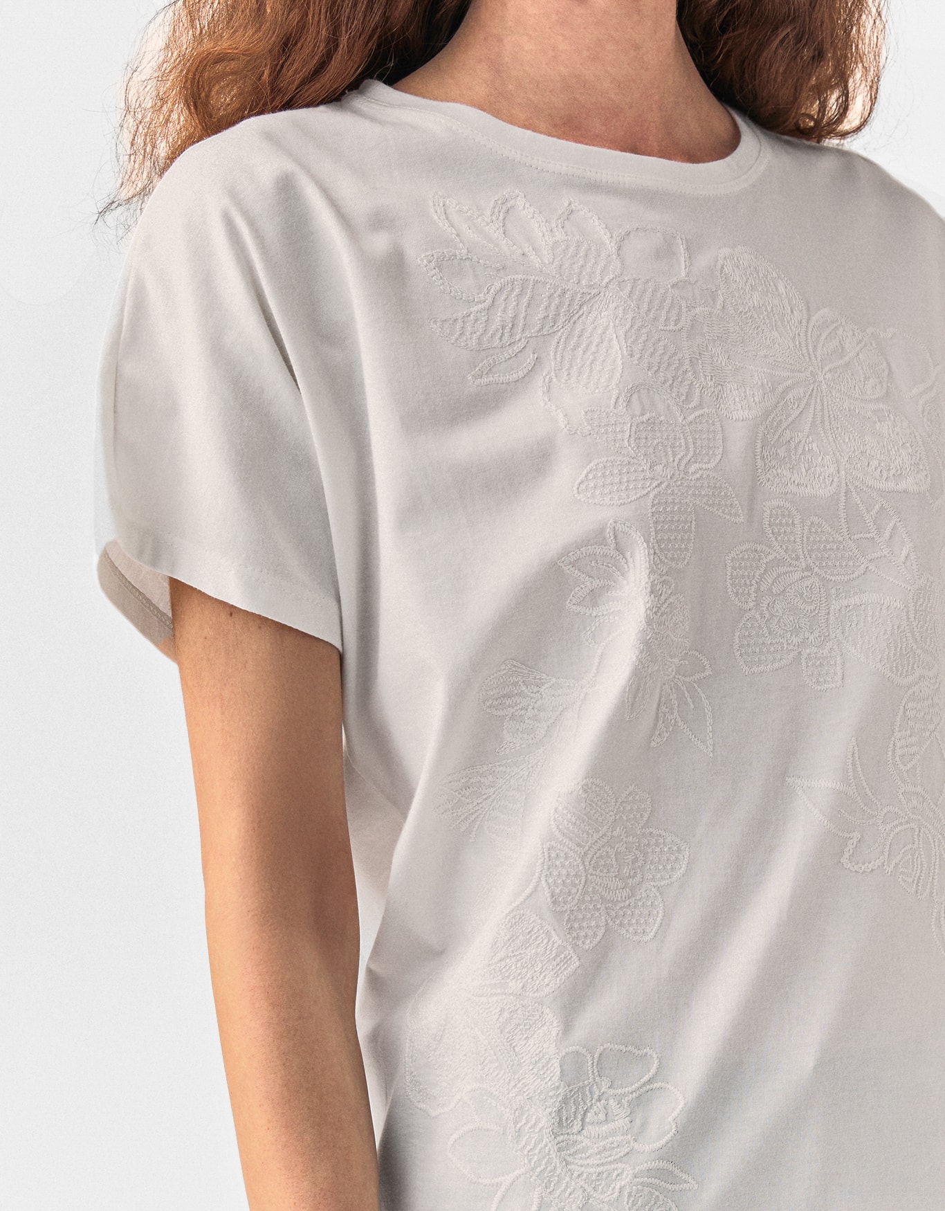 T-Shirt Bordado Floral