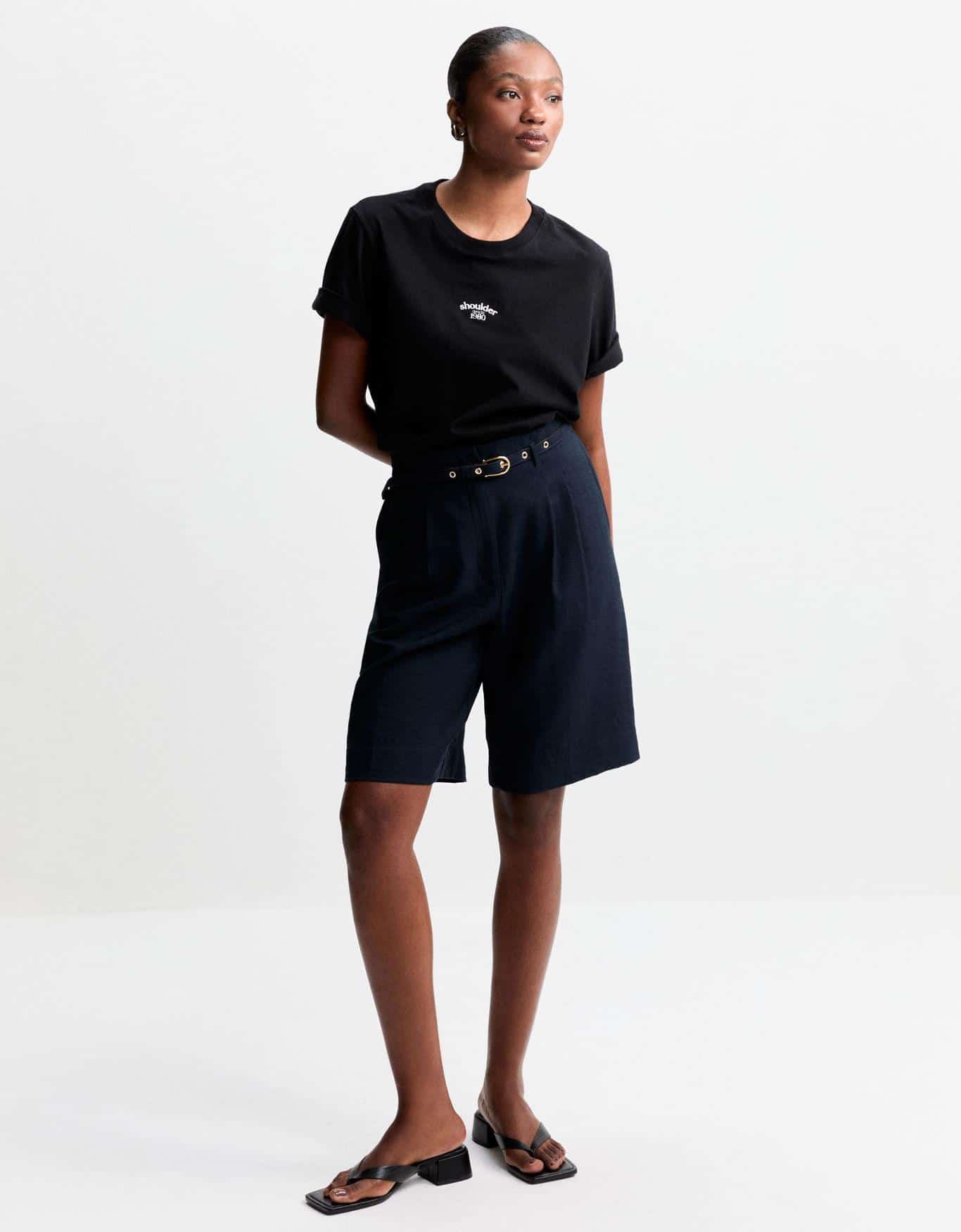 T-Shirt Bordado Shoulder