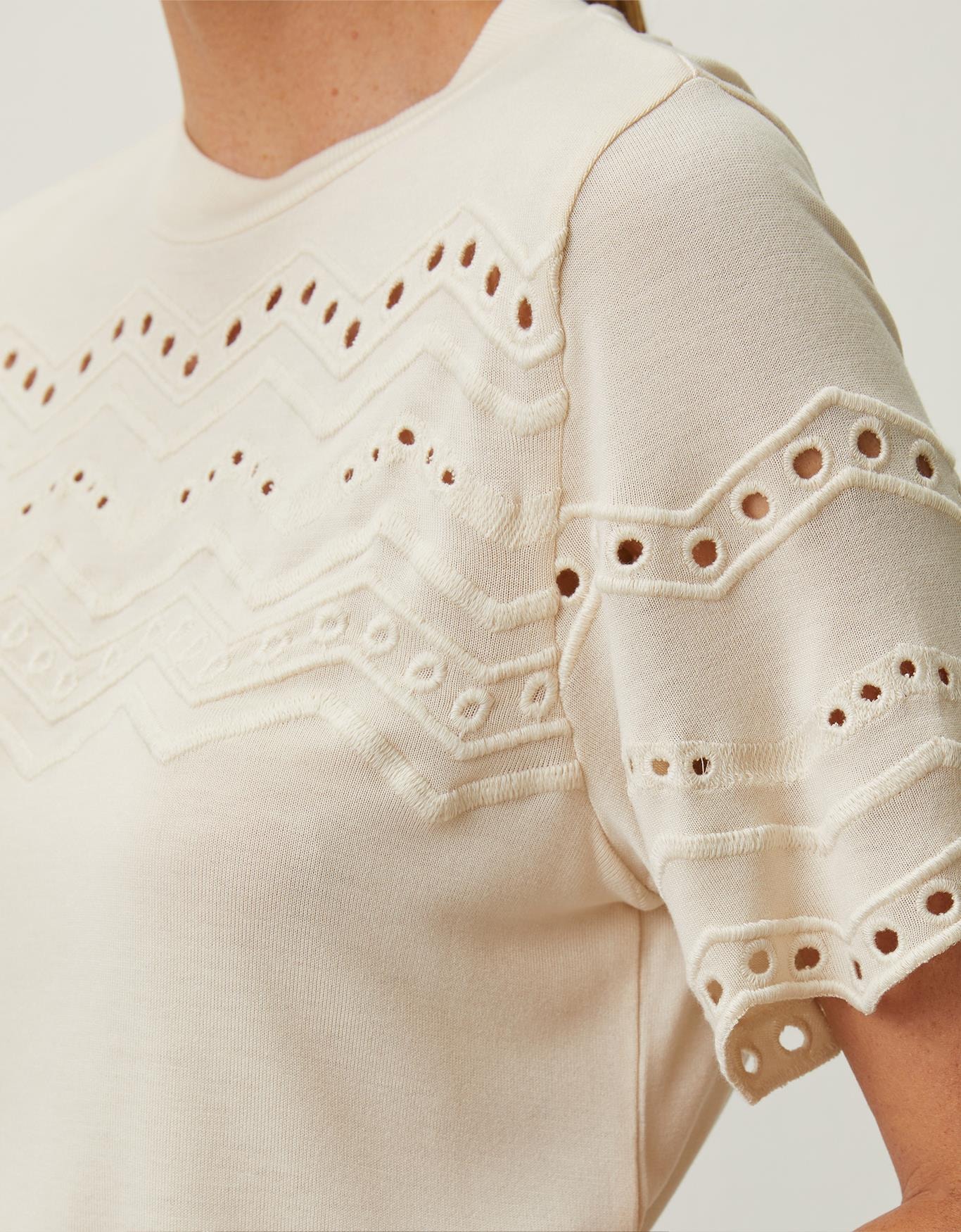 image_6bf85df7-18d4-4f52-9e73-57ea170e3c5a