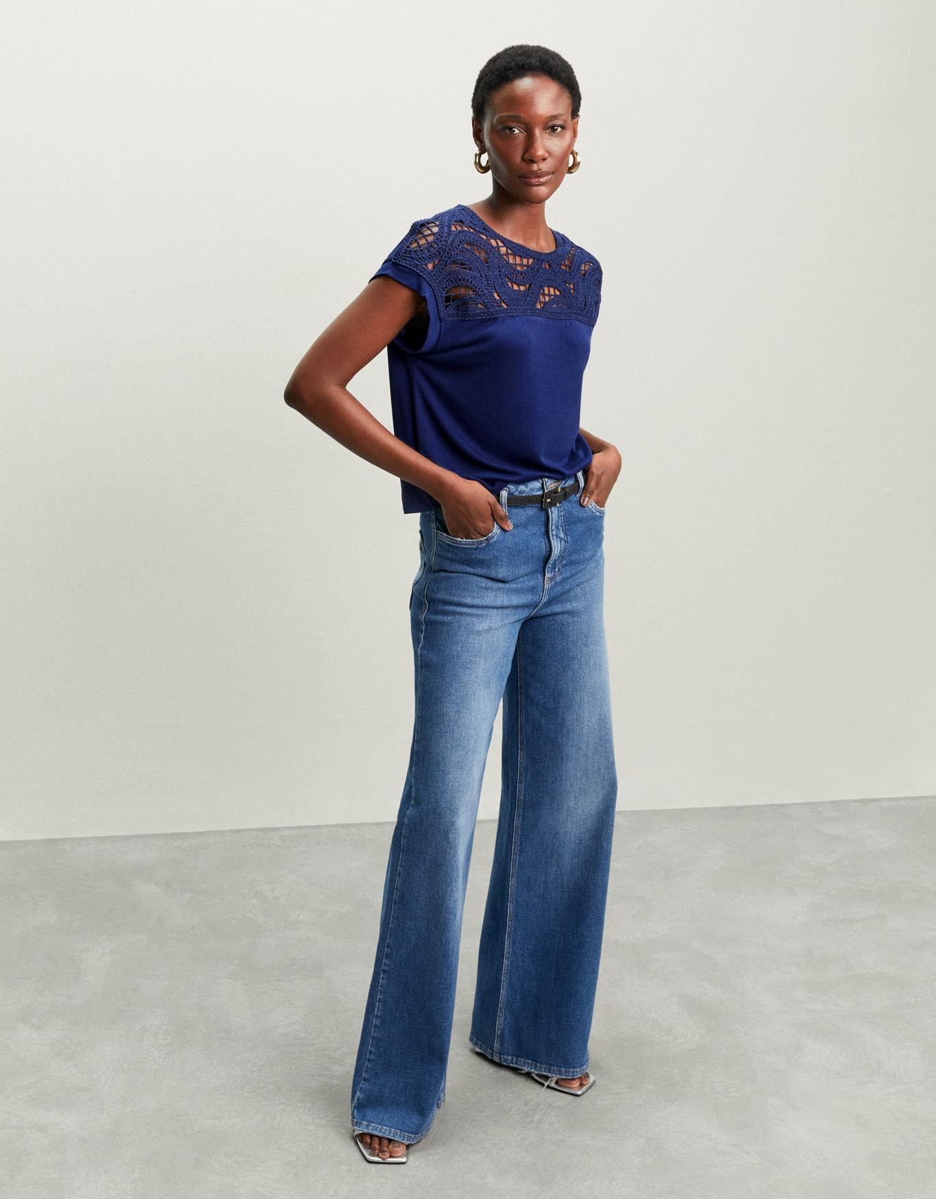 image_12e9bfa2-20ba-42ea-a941-c2d5580d2fab