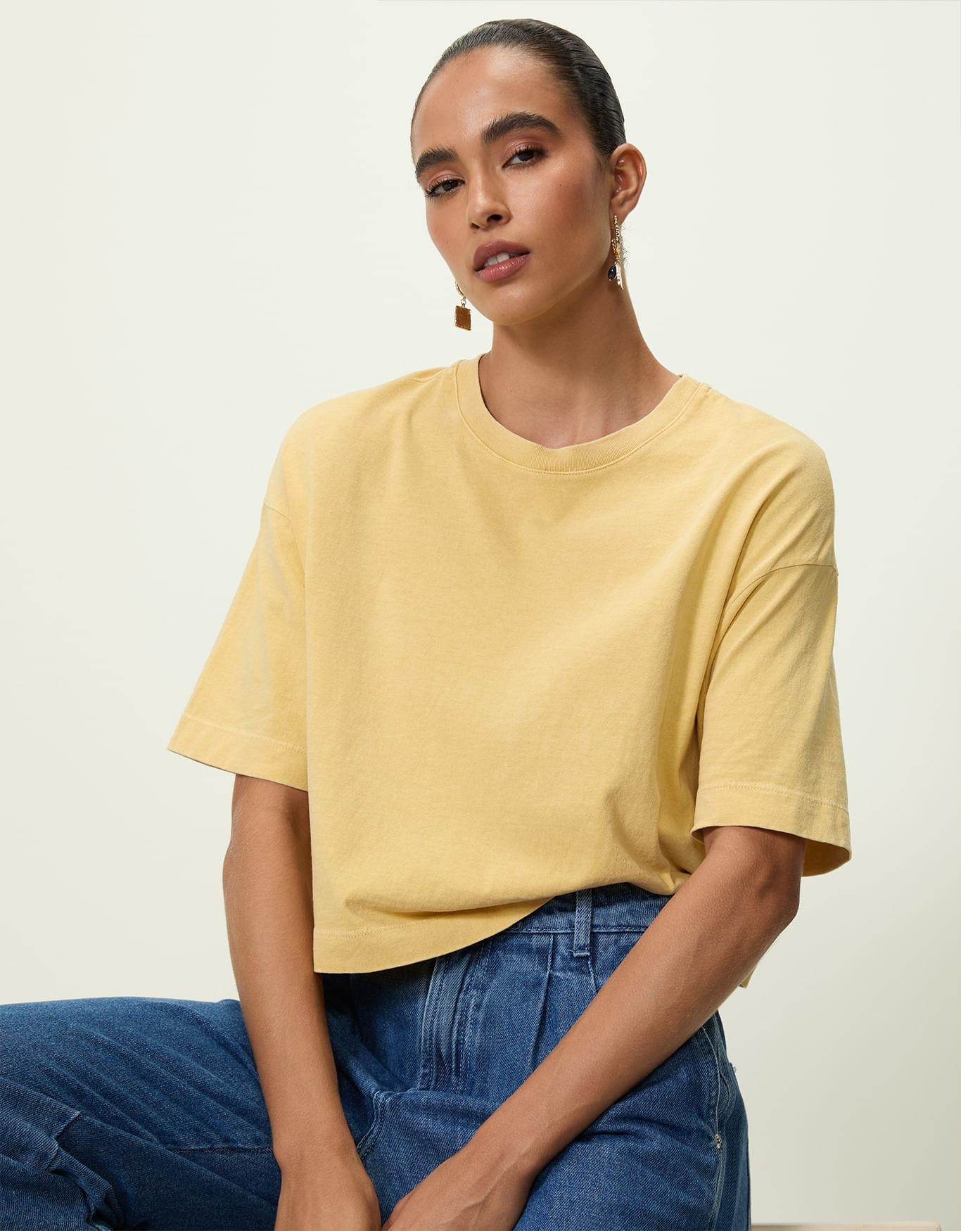 T-Shirt Boxy Algodão Amarela