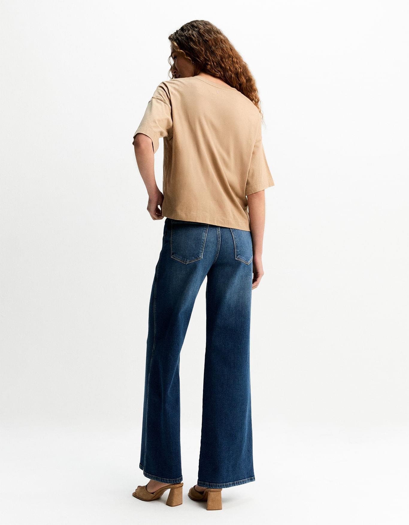 image_db77e915-838f-4728-a542-18d8ce143ee3