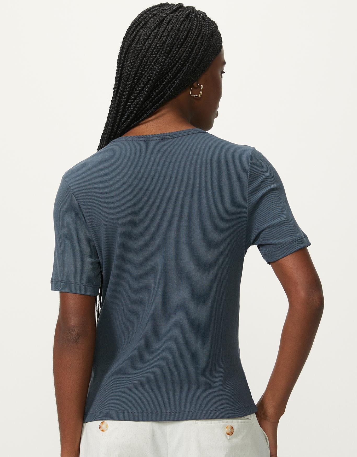 image_cea2468e-17c7-4471-acb4-0e48a573bbc4