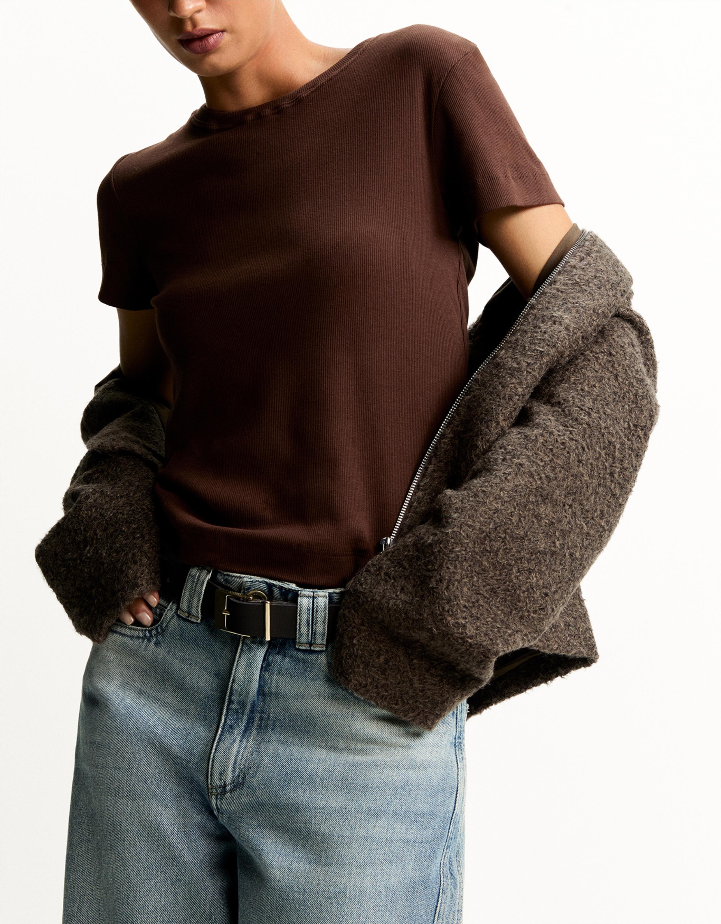 image_b857a8cf-270f-49c4-bd60-653c42bb2065