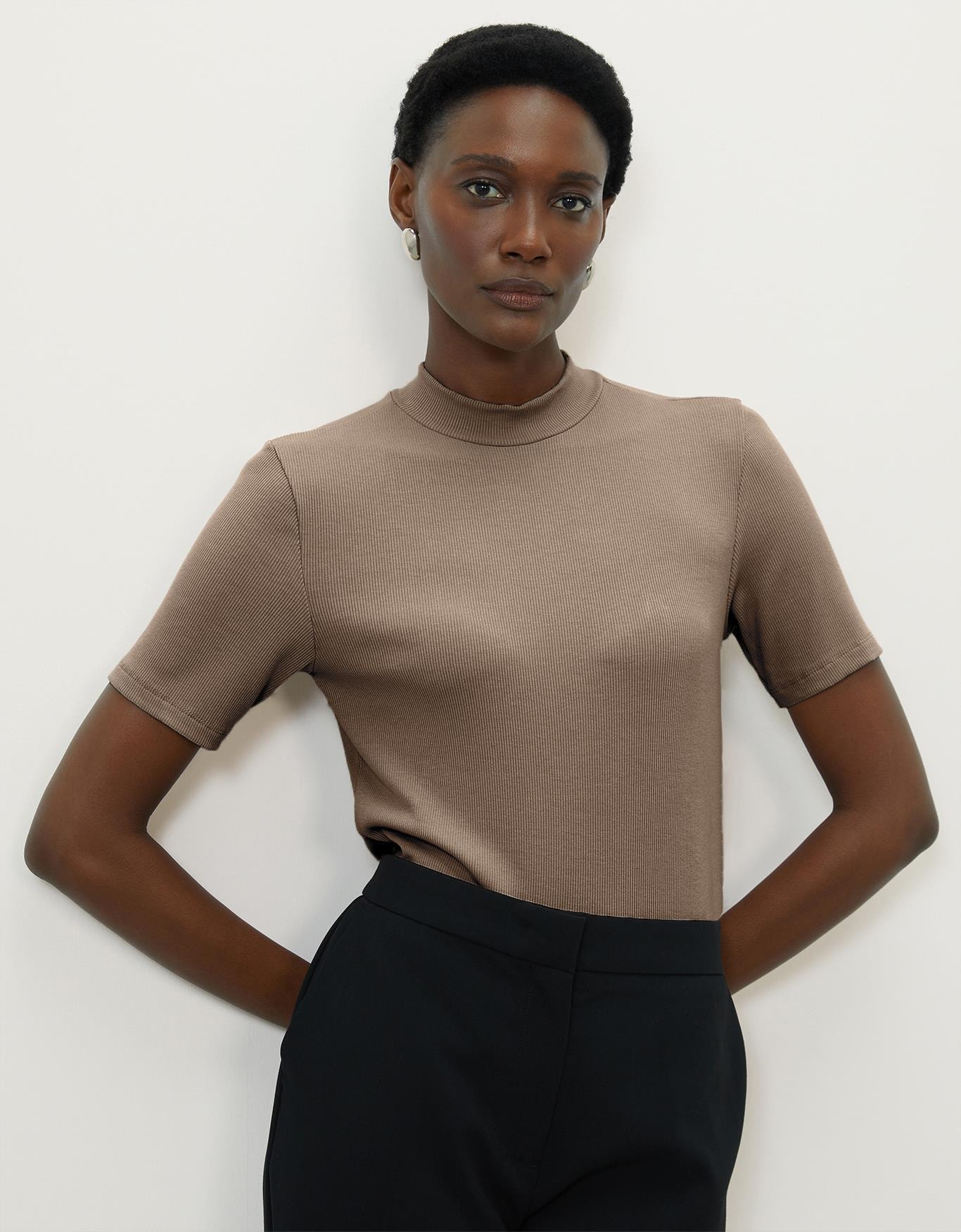 image_e6a3ead6-8532-42b7-8a15-a919d6d85498