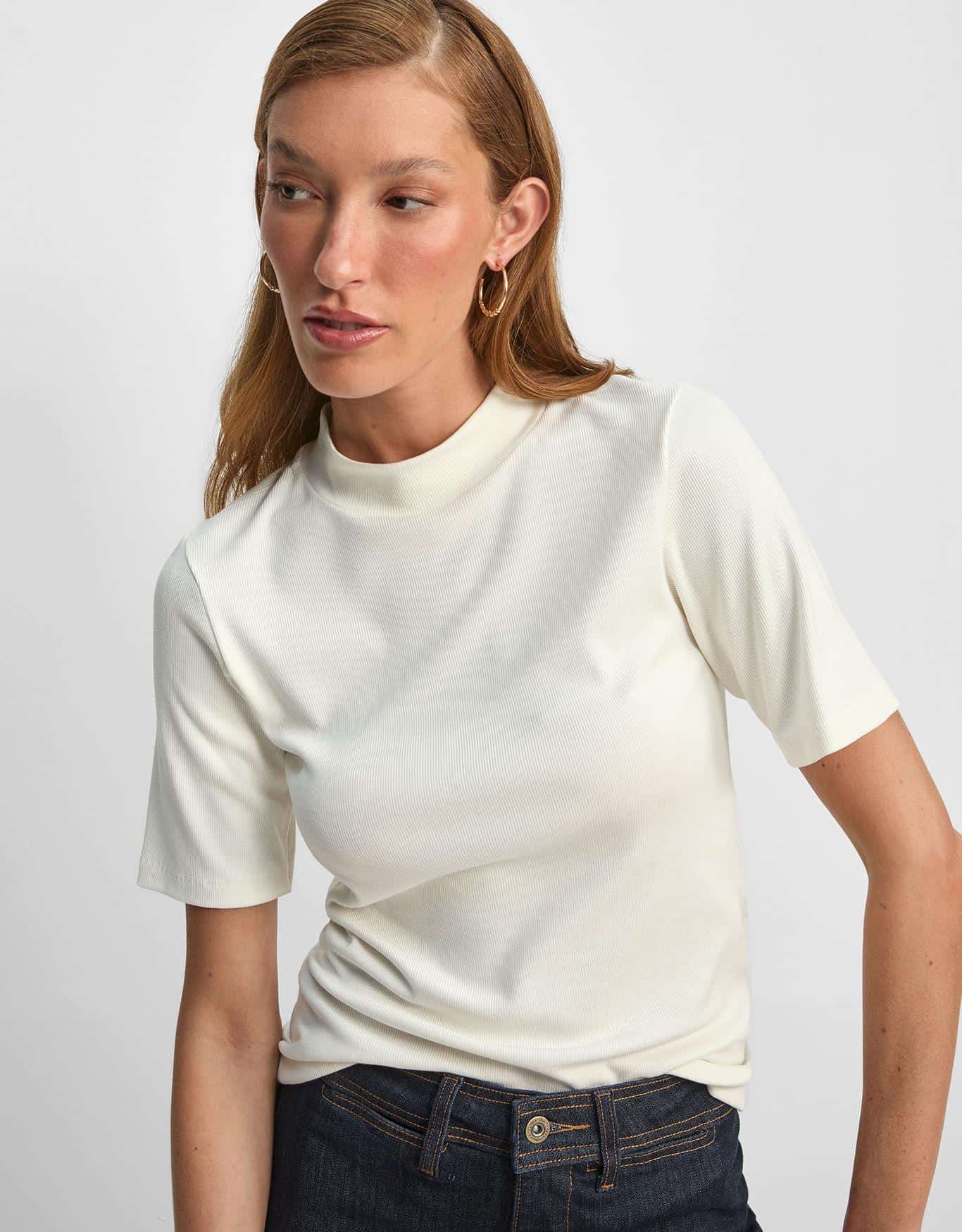 T-Shirt Canelada Gola Alta Off White