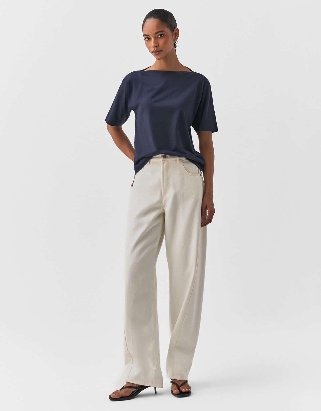 T-Shirt Decote Canoa