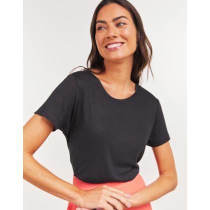 T-Shirt Decote Redondo