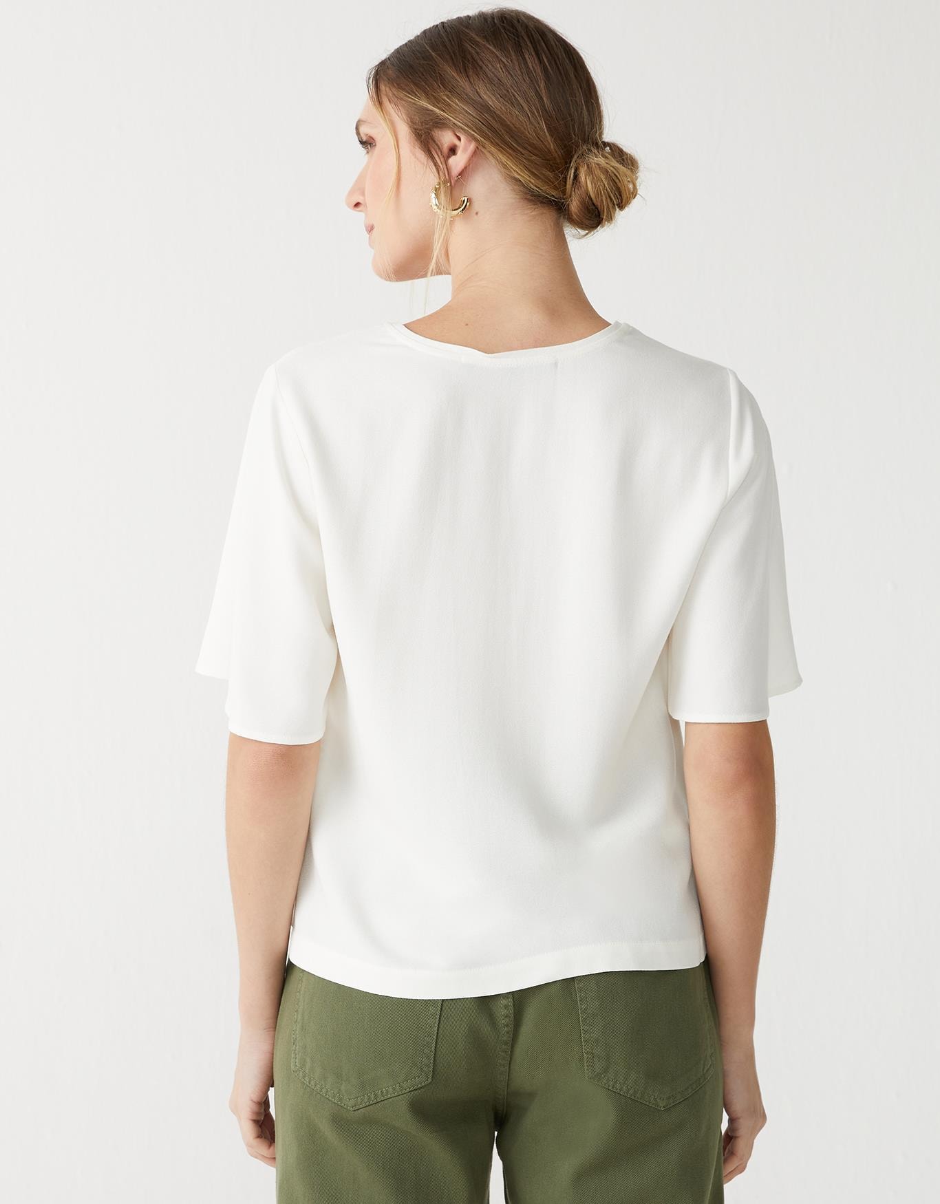 image_ef35f52b-91f3-43c7-a8e8-ee584fccc423