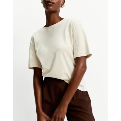 T-Shirt Detalhe Pesponto