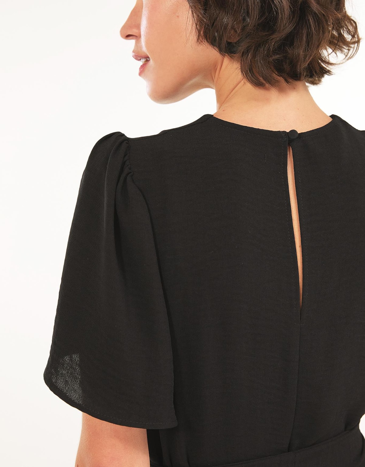 image_e41661fe-f0cc-49a8-9572-2398735d3f8f