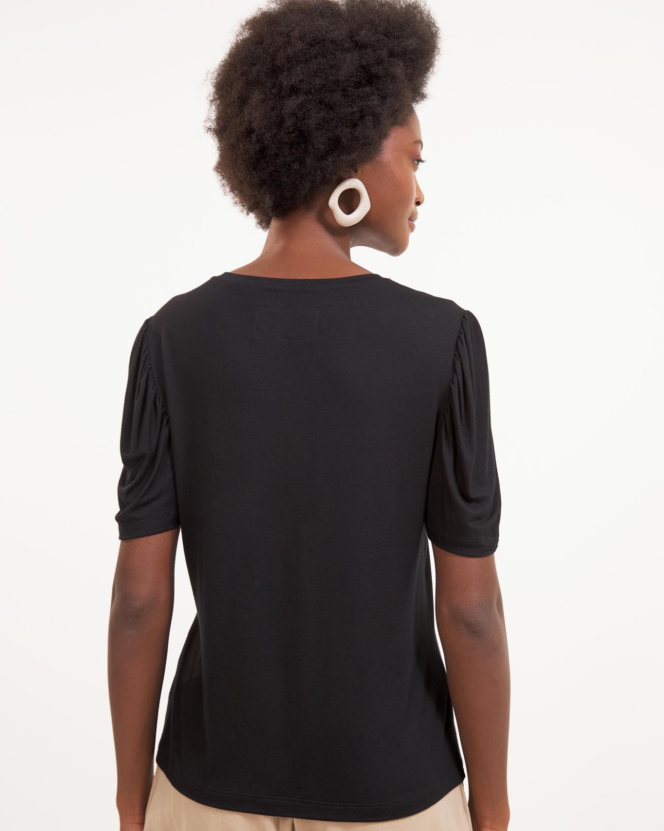 image_4131a81c-6e60-493f-8c51-21539c45c28a