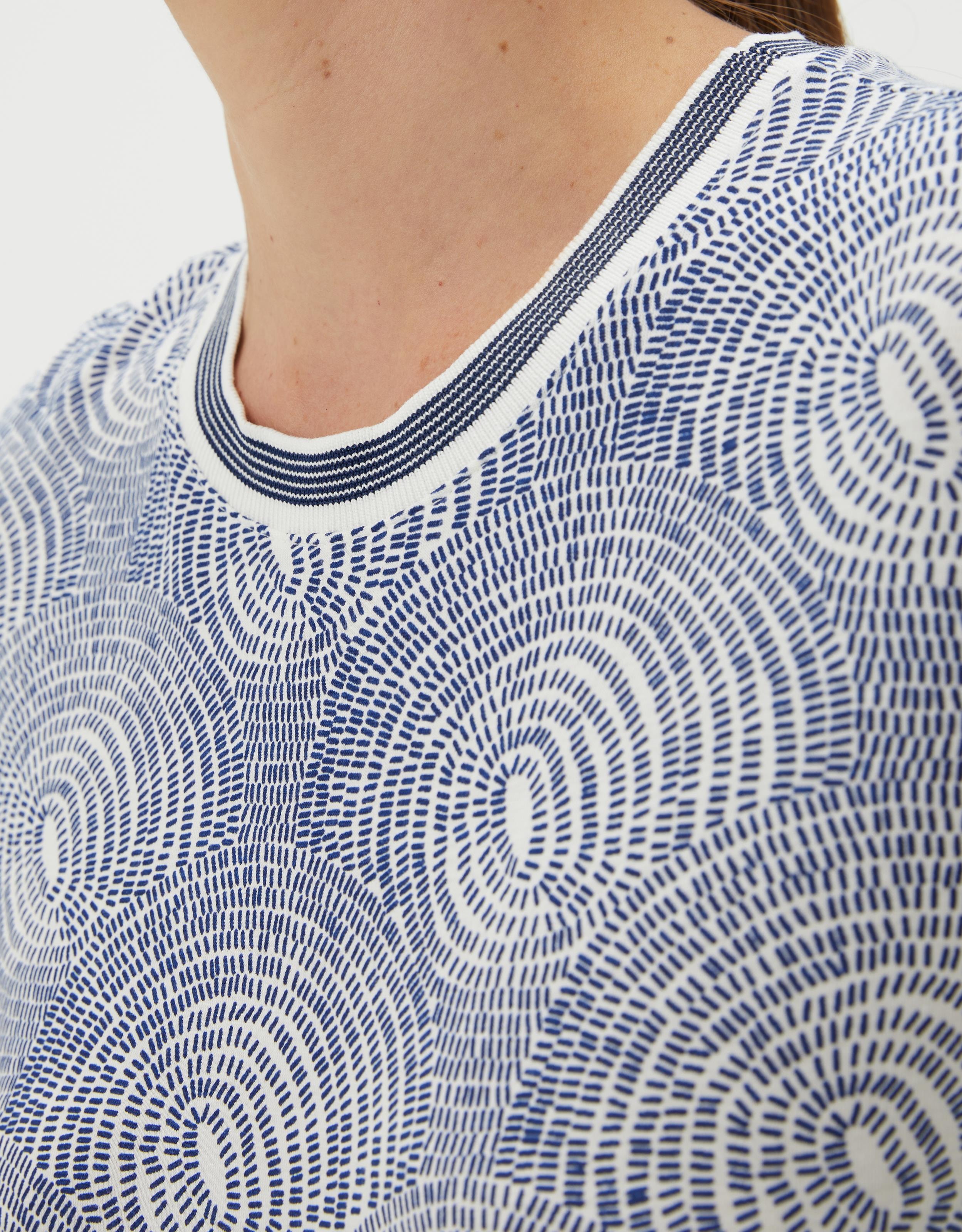 image_7f2e19a9-a380-4db1-b5fb-2a7f5f7a8f6e