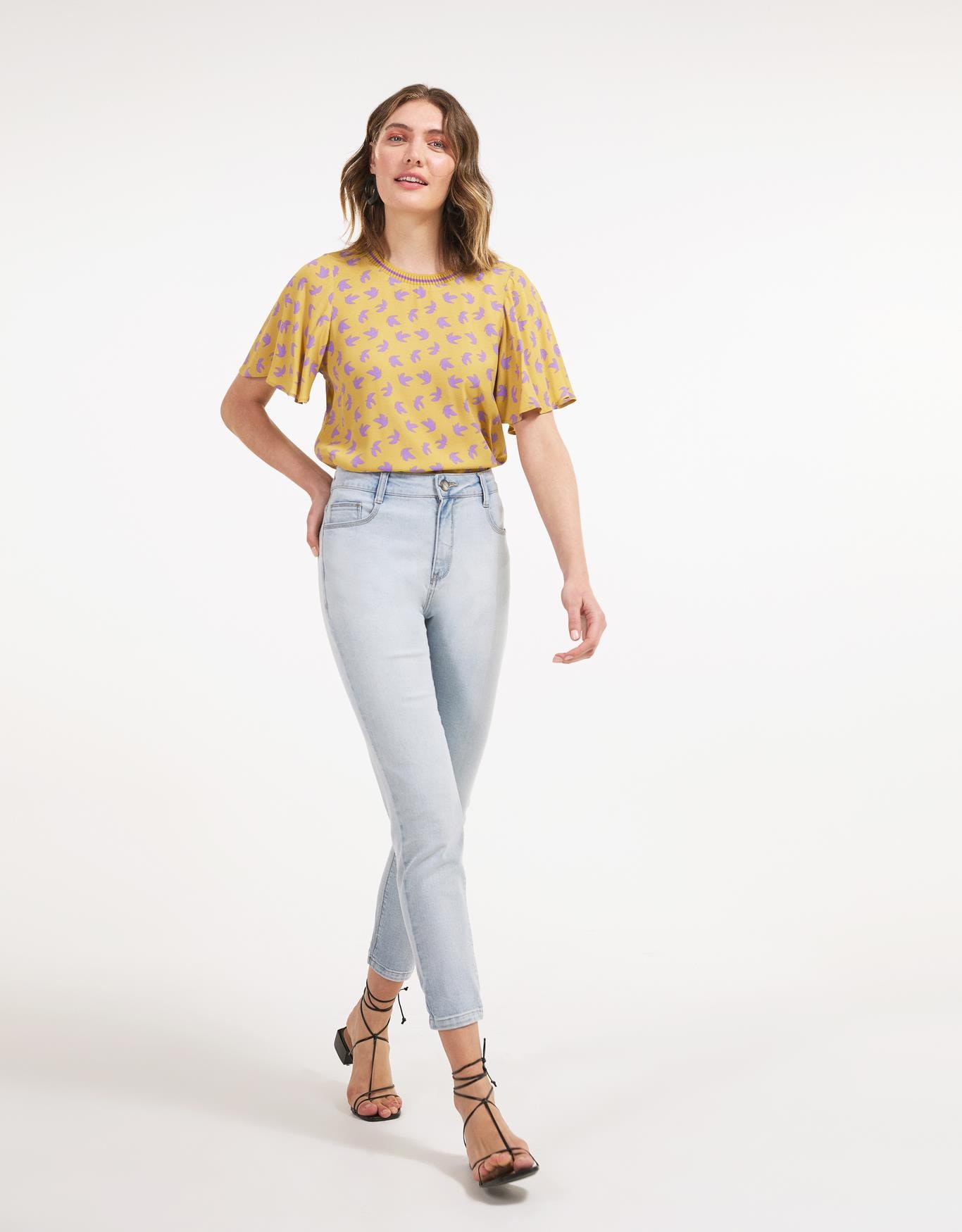 image_b8defe49-de45-4b4b-9e99-d61f5a5da139