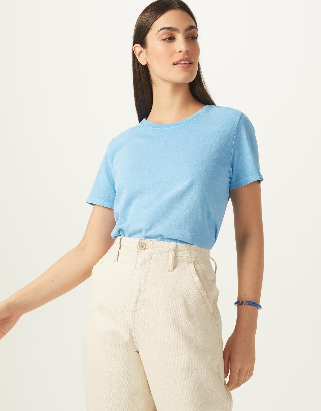 image_b7cb379b-adac-4e12-89e1-38edb526ee13