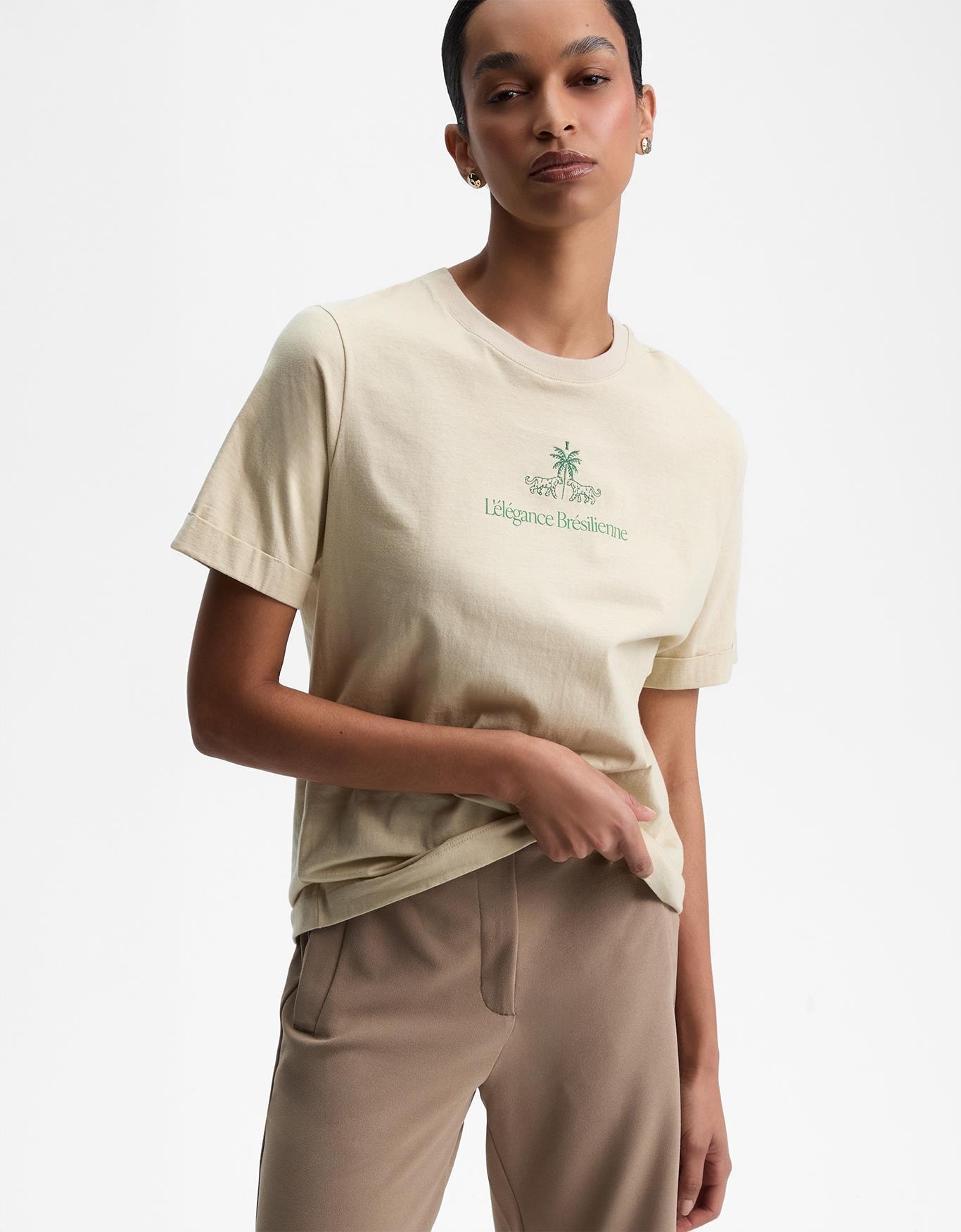 T-Shirt L'Élégance Brésilienne