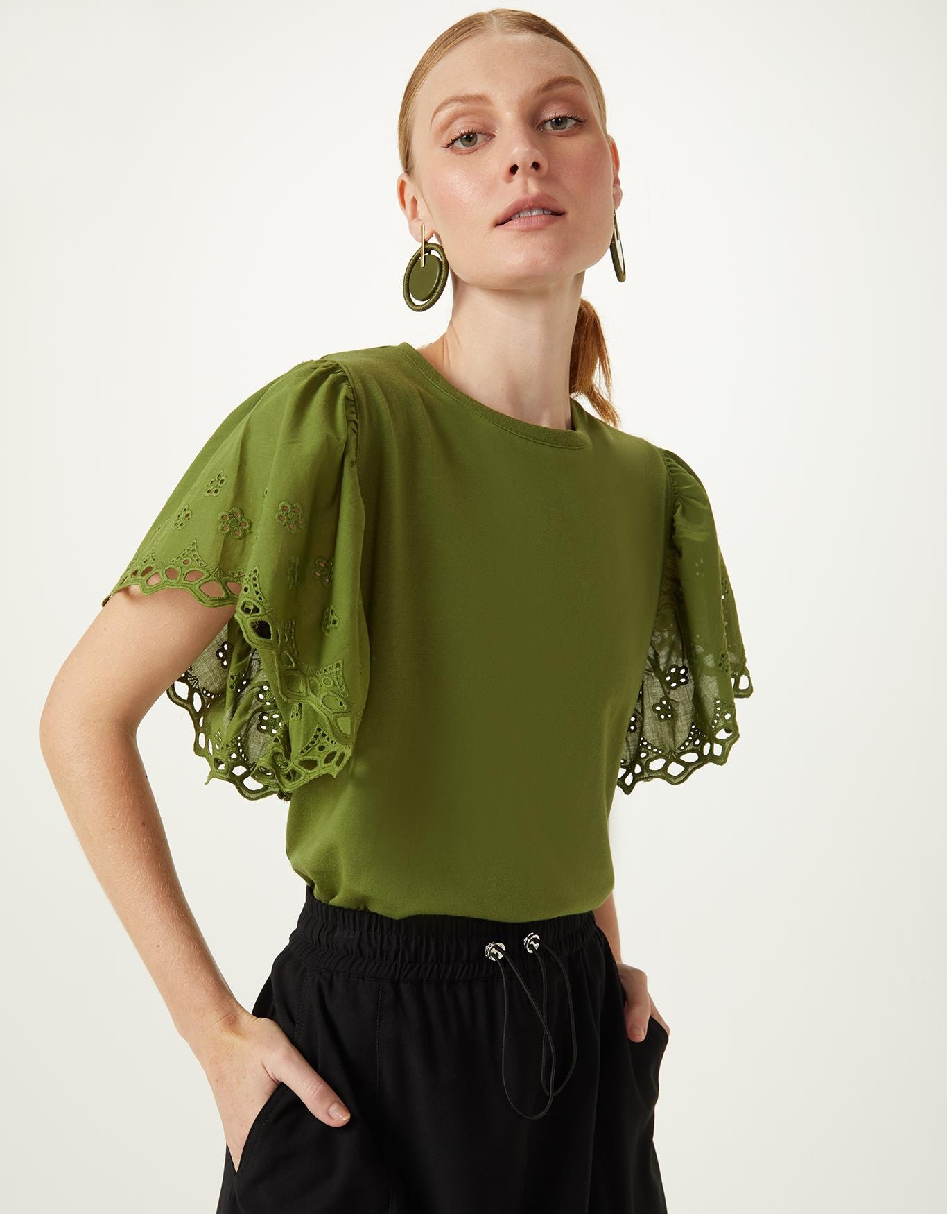 image_ce32d876-3f0b-4e9f-a156-a8fb87f593a8