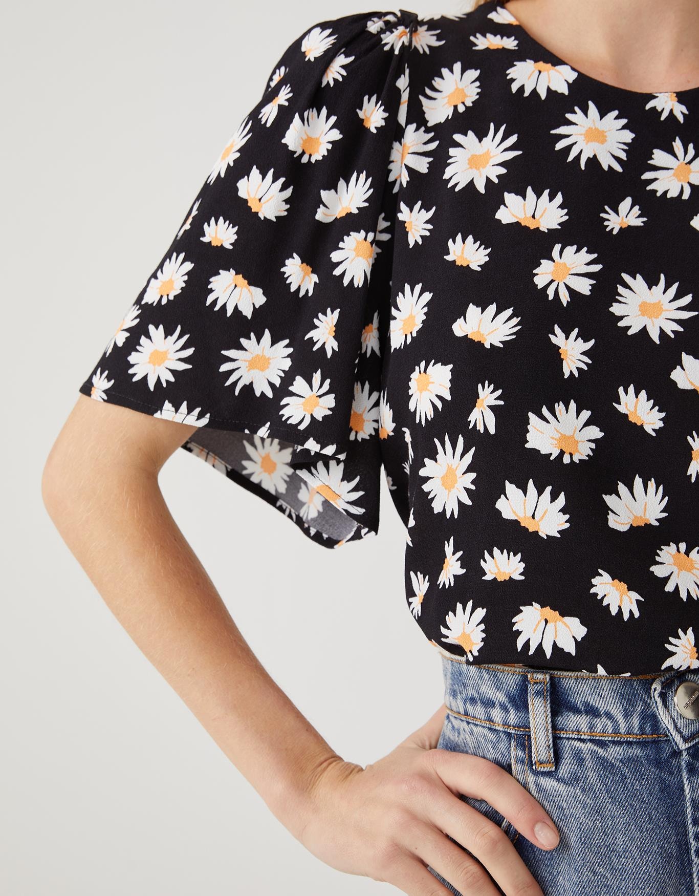 image_273c65a0-ef2a-4fef-b35c-5b27459edd2c