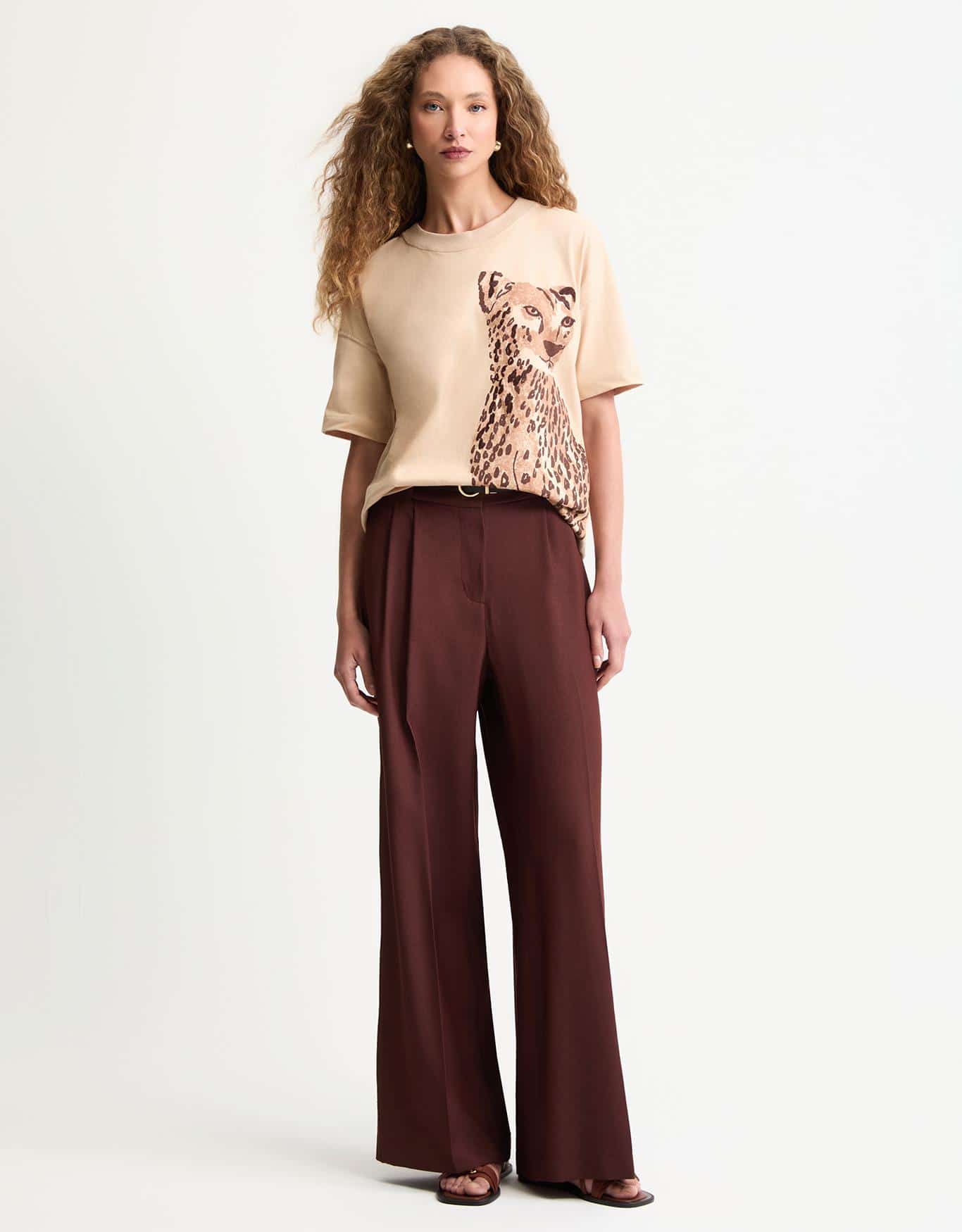 T-Shirt Onça Bordada