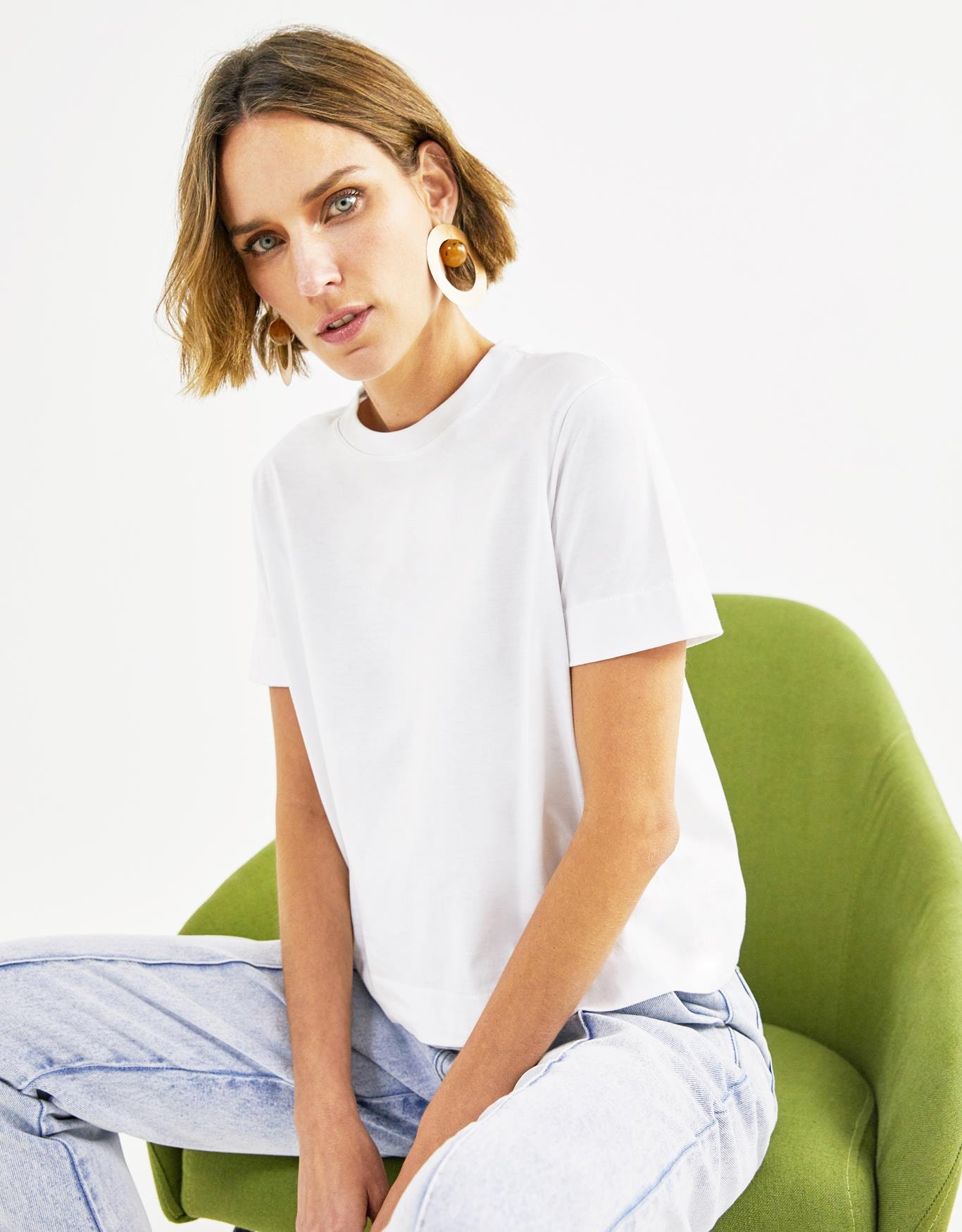 image_bc6ea359-ee6a-4e22-8e73-036c49e947f2