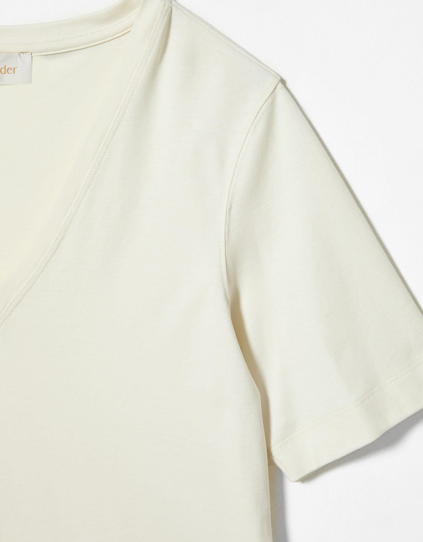 image_6a8b90e4-85e3-488e-a01c-202b5c01039f