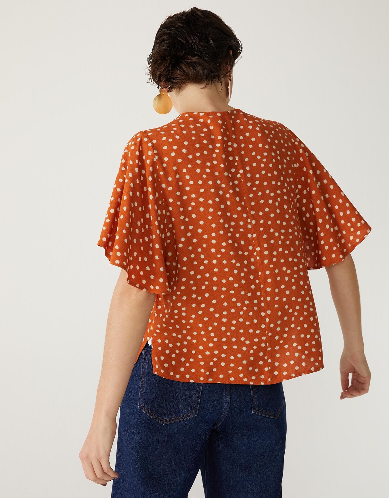 image_c6410da6-9a2a-493a-8f29-b58c286d22b6