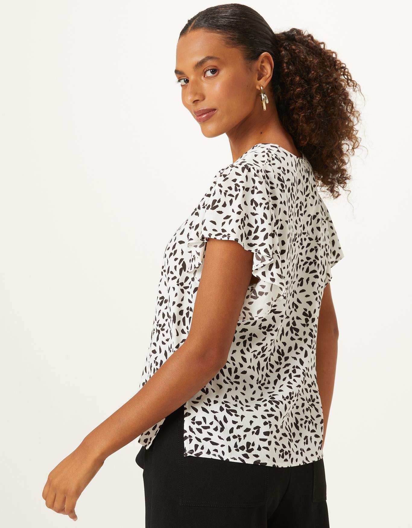 image_f903f9cf-9cc6-4ab4-b003-f8767646d2c9