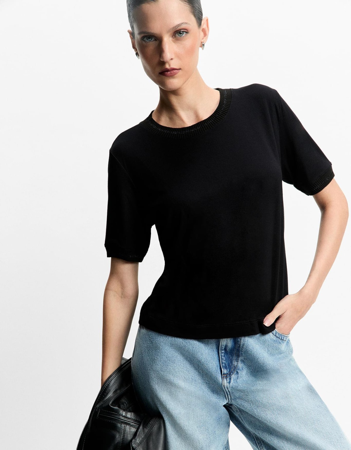 image_c2b21925-ec63-4dea-8d61-038a79a4dab5