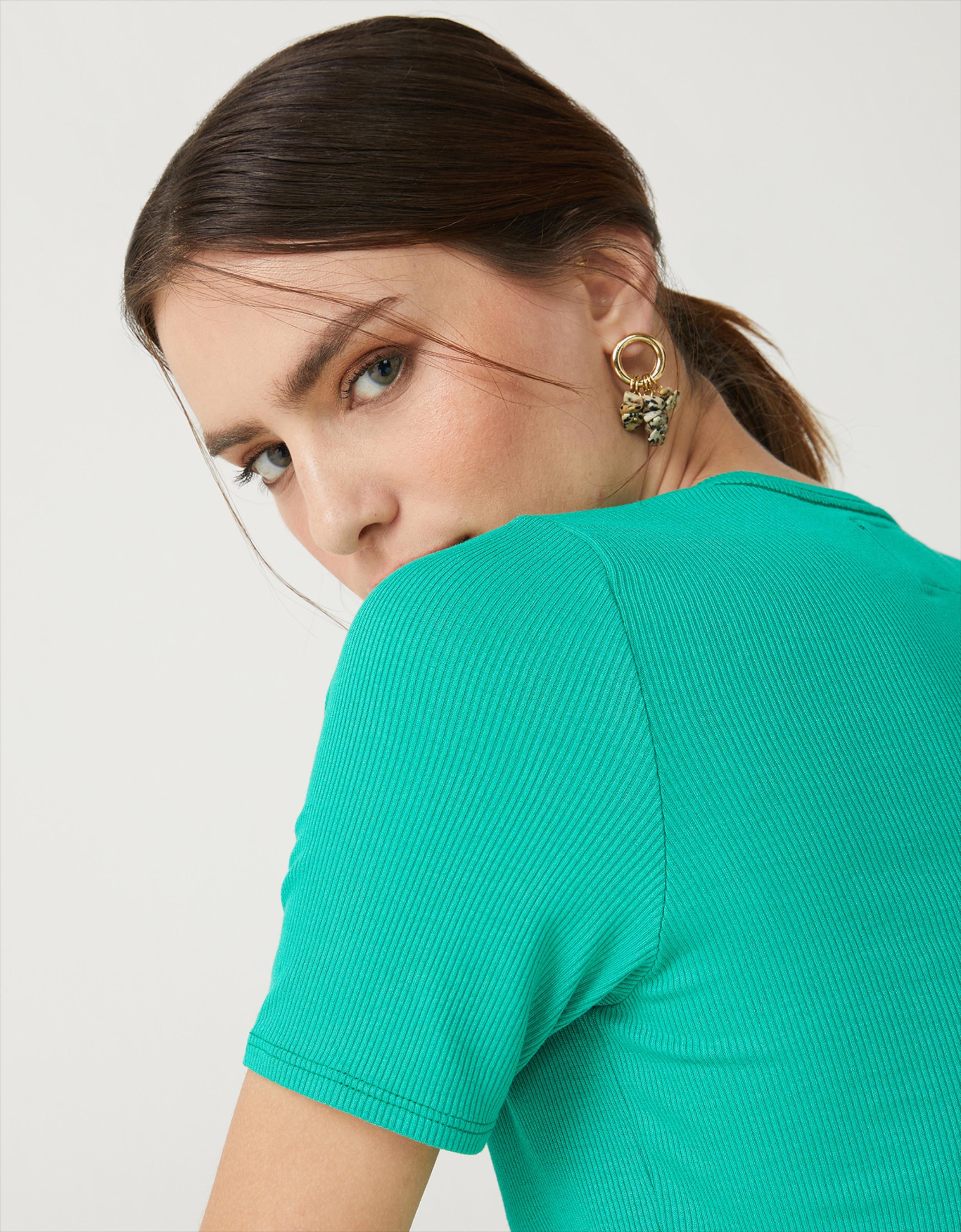 image_b649ef9d-db67-4346-841a-9a94d6aa693c