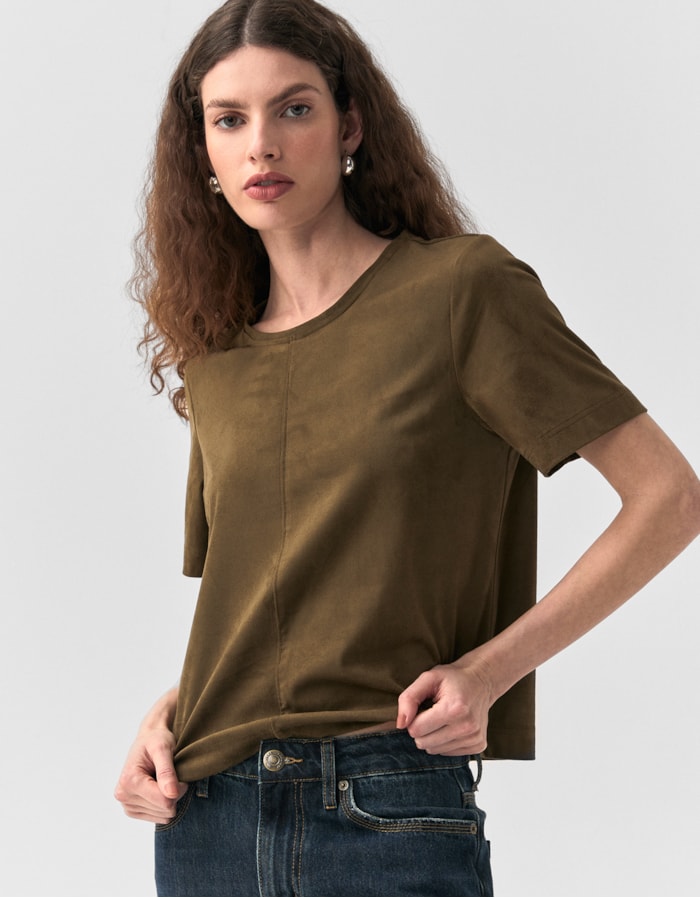 Shoulder — T-Shirt Suede Decote Careca Verde