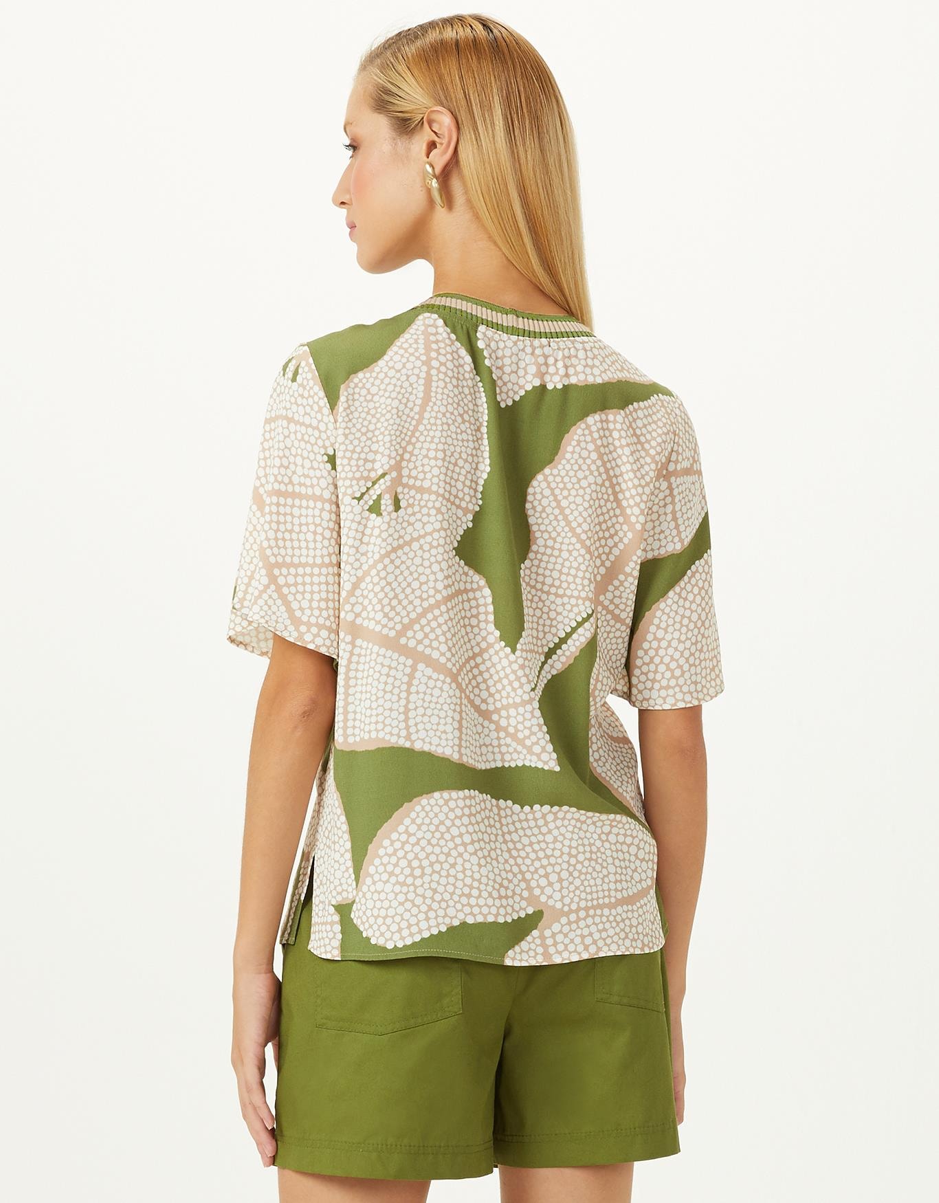 image_02db3612-9892-41af-9342-9d8d538f9fa6