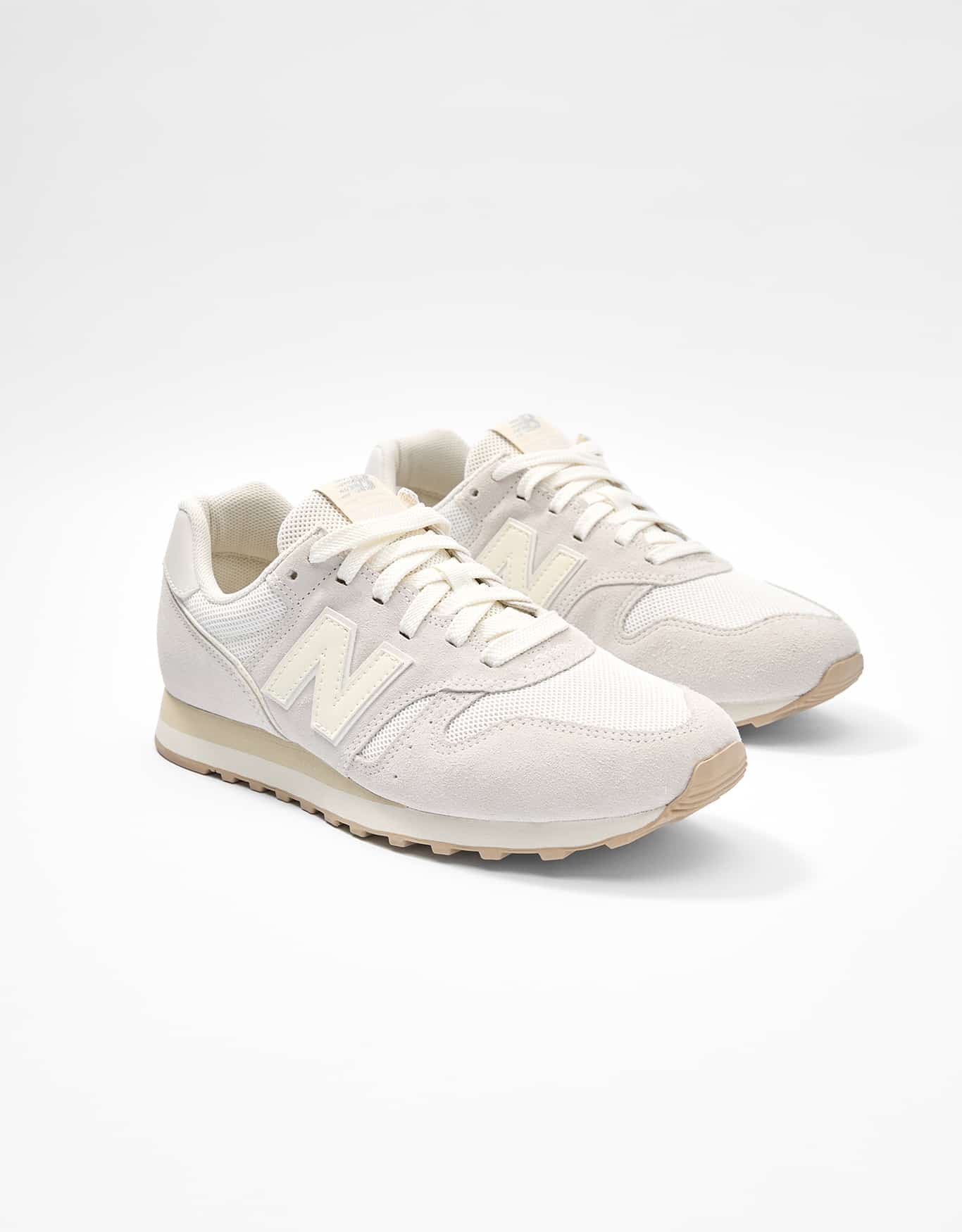 Tênis New Balance 373v2