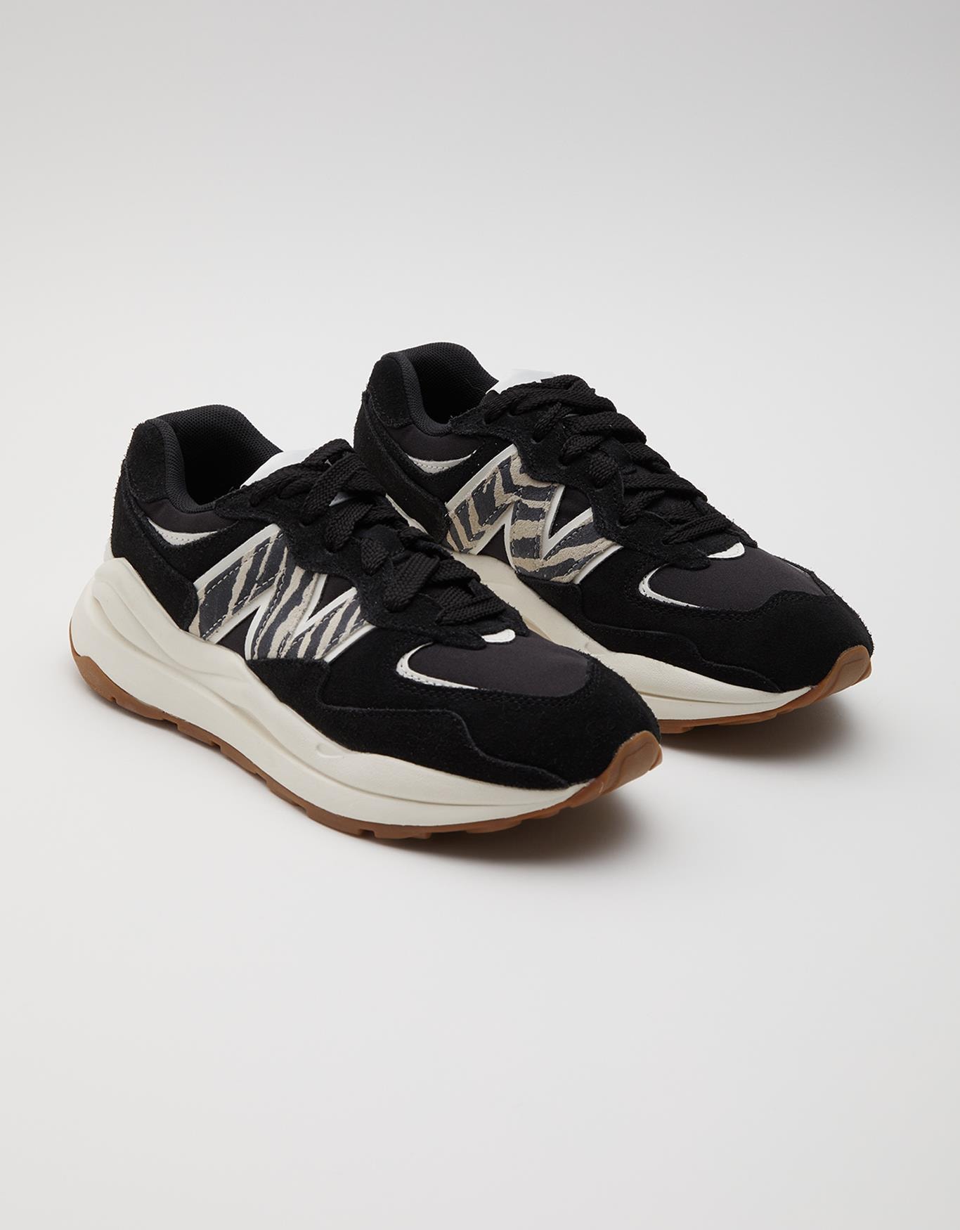 Tenis New Balance 5740 Preto