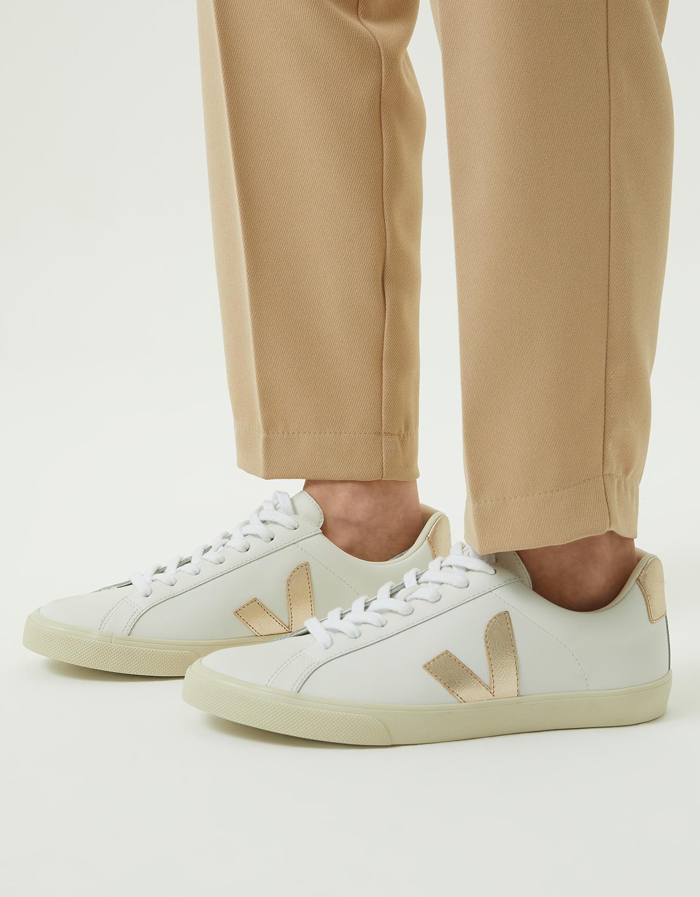 image_2d6b9b93-1239-44ee-a835-855011282f42