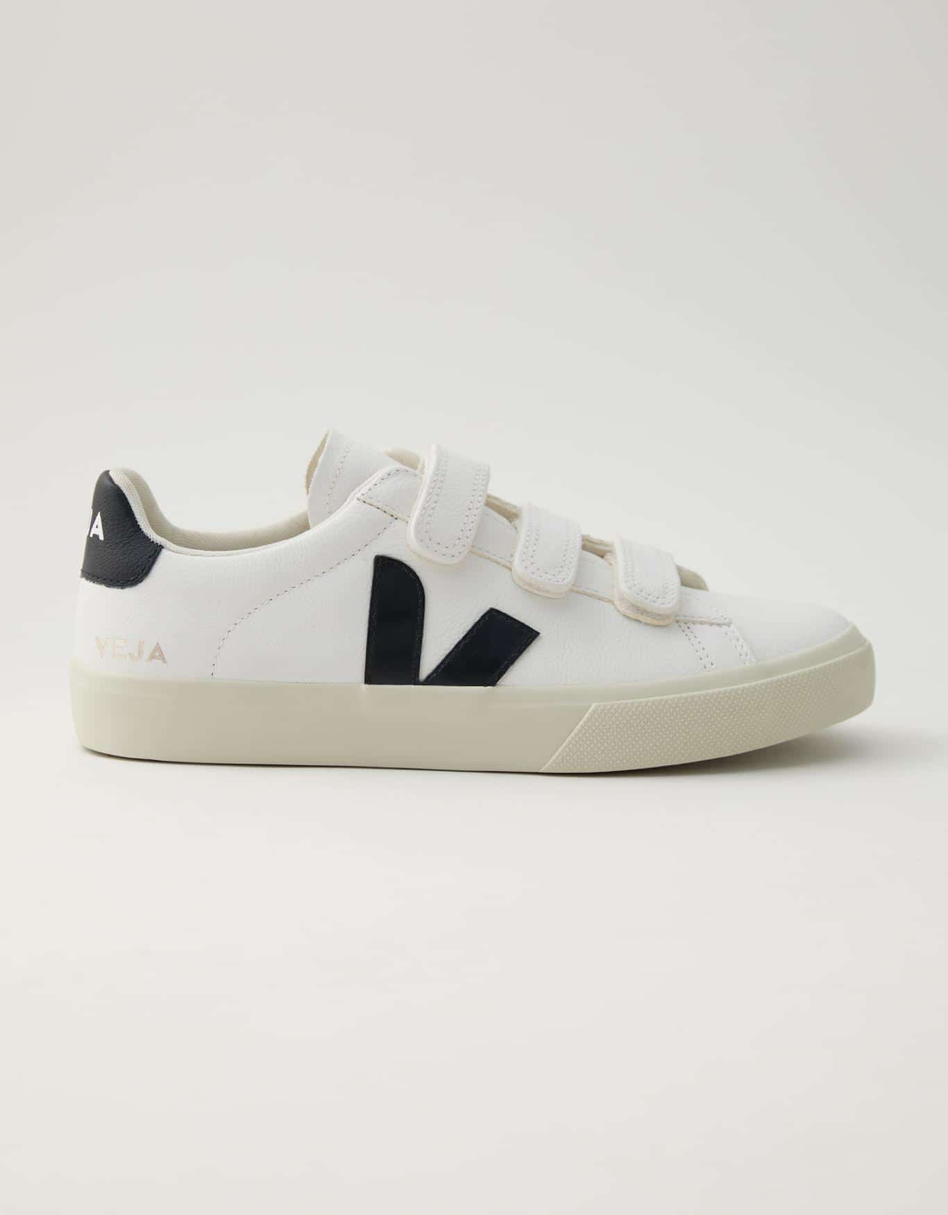 Tênis Veja Recife Logo Extra White Black