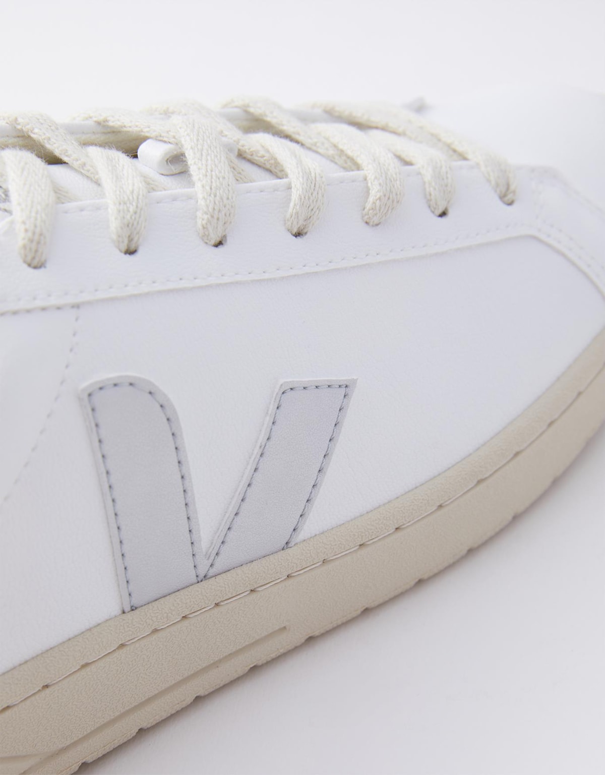 image_b87dfeb3-ccc1-4ab1-9ff9-2d93c723c786