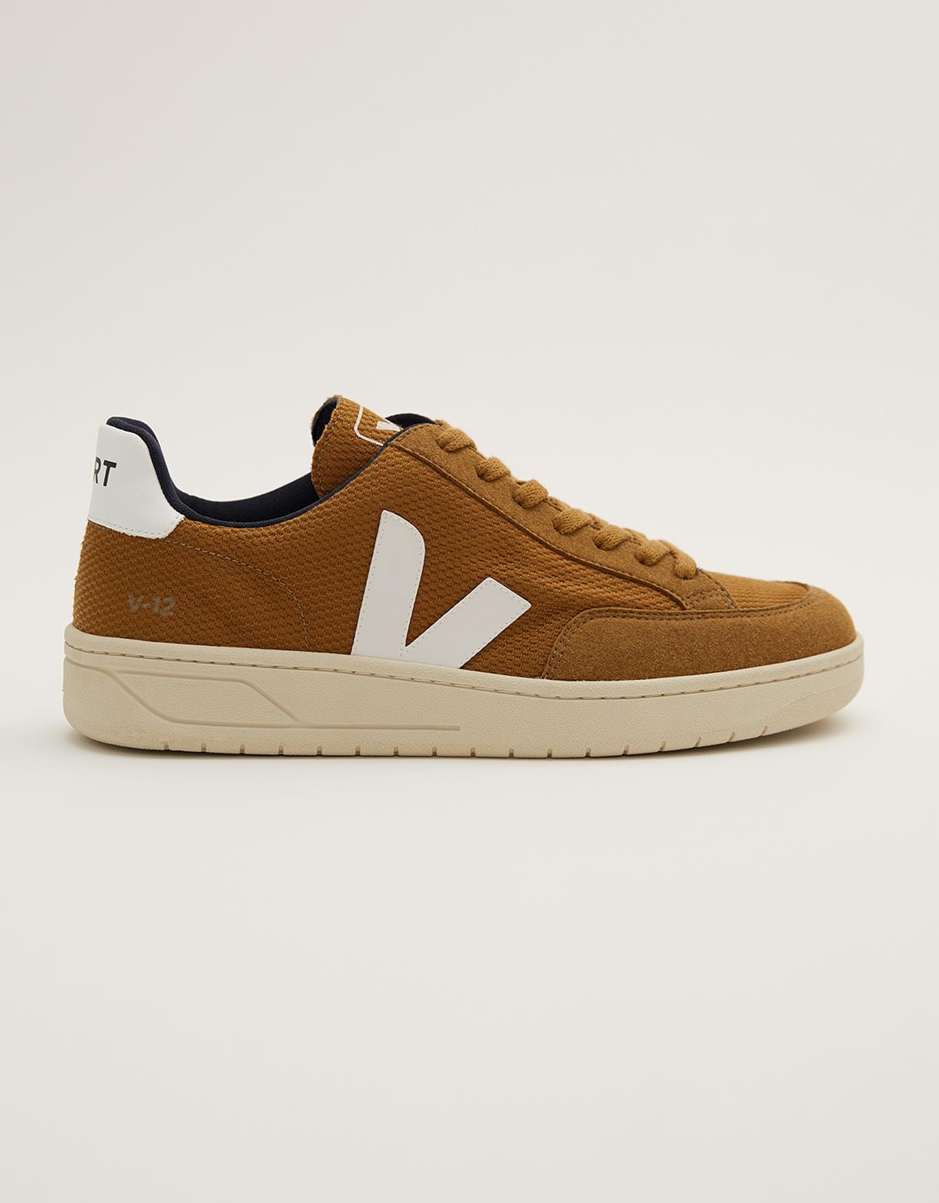 image_bdfeec4a-f2a0-4c0a-921d-2396a5f15313