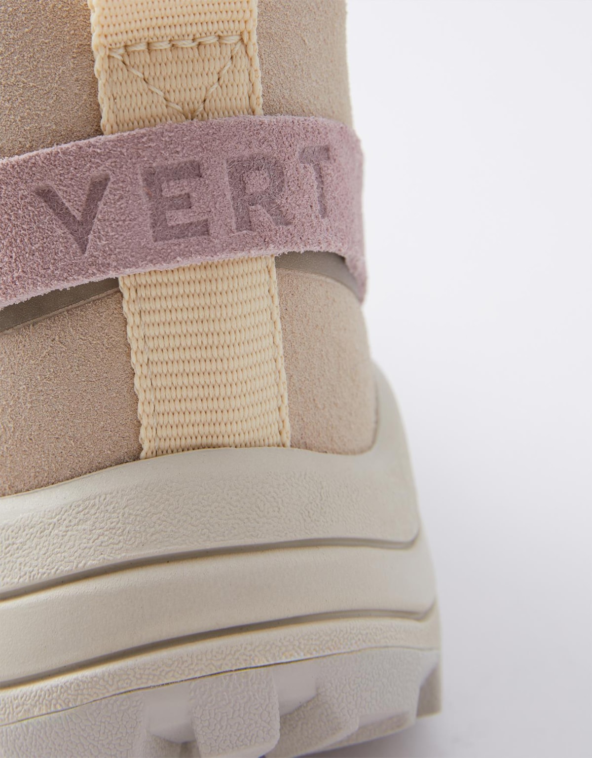 image_2b3c0dc0-dffb-42f0-83c9-a4025a1c29eb