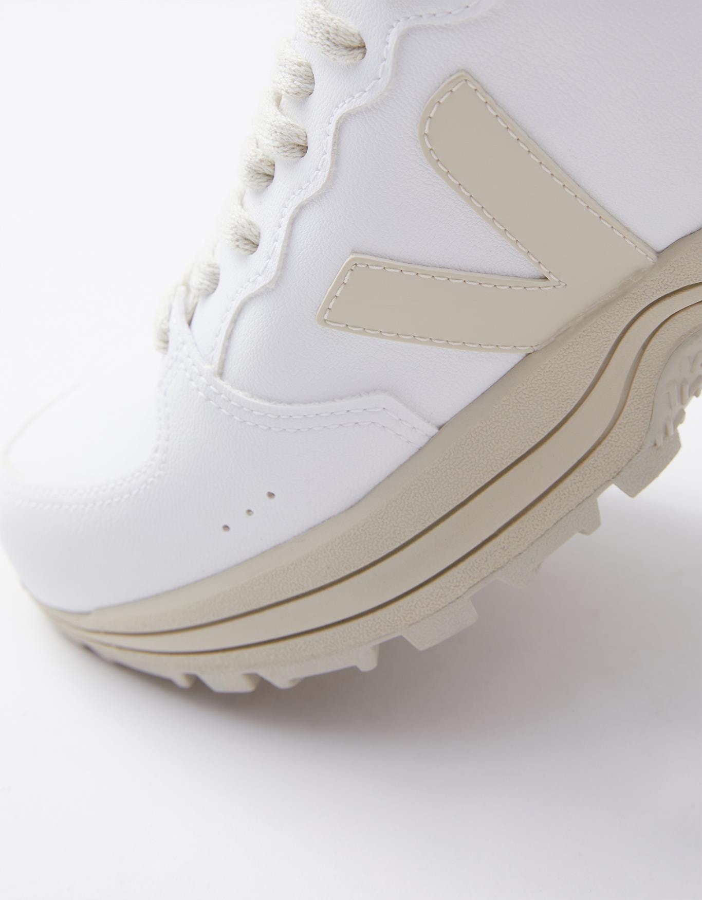 image_b8184db3-bc89-41f3-b051-877339440de2