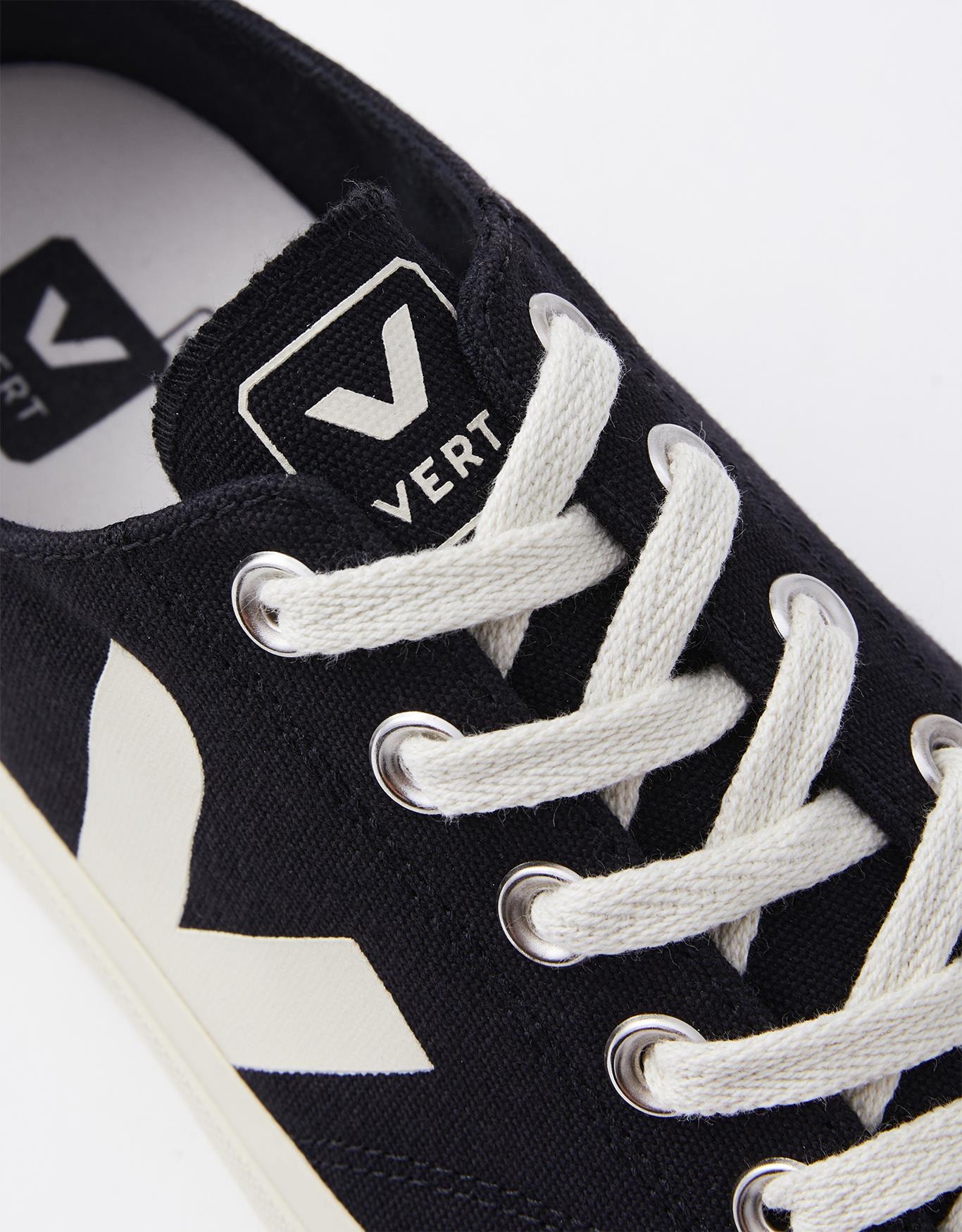 image_164e9765-b1bf-4b18-ba93-32f9e380e171