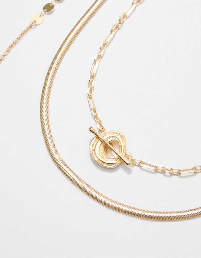 Shoulder — Trio de Colares Fecho T Dourado