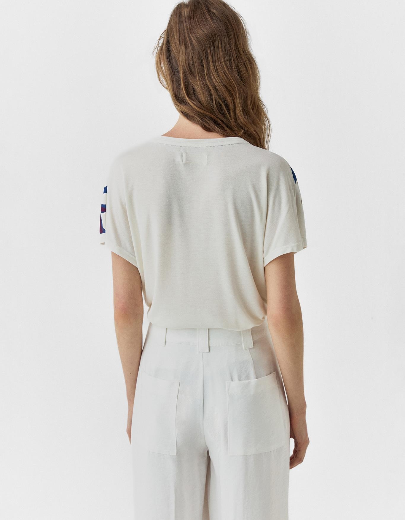 image_ee74acb1-eb0d-46cc-a3f0-18d45e4bcac7