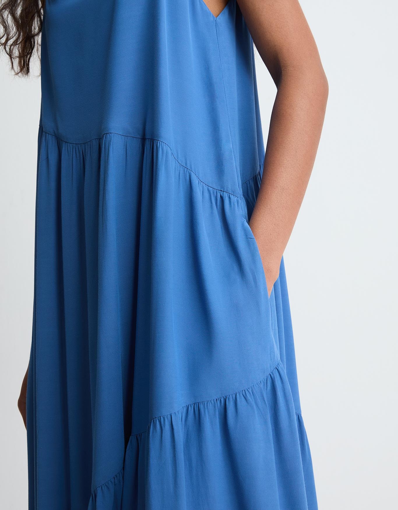 Vestido Amplo Alça Fina