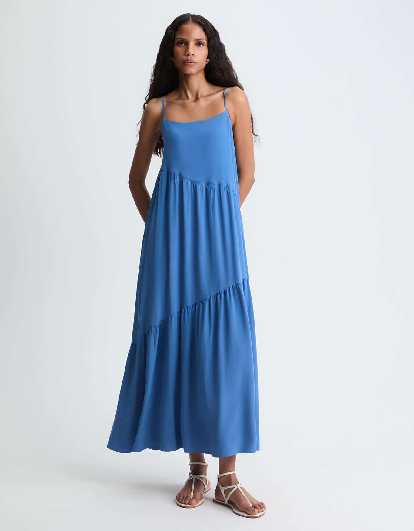 Vestido Amplo Alça Fina