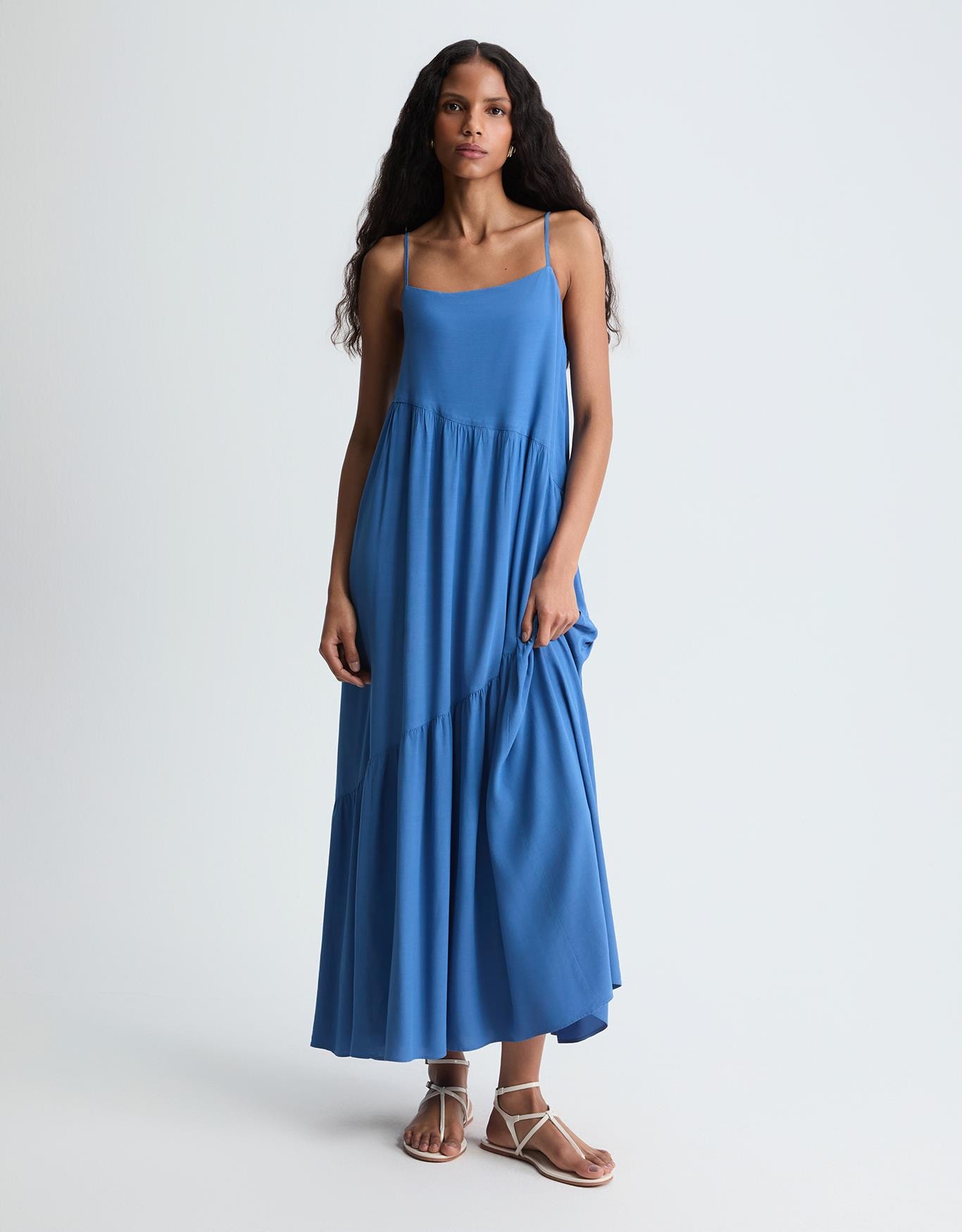 Vestido Amplo Alça Fina