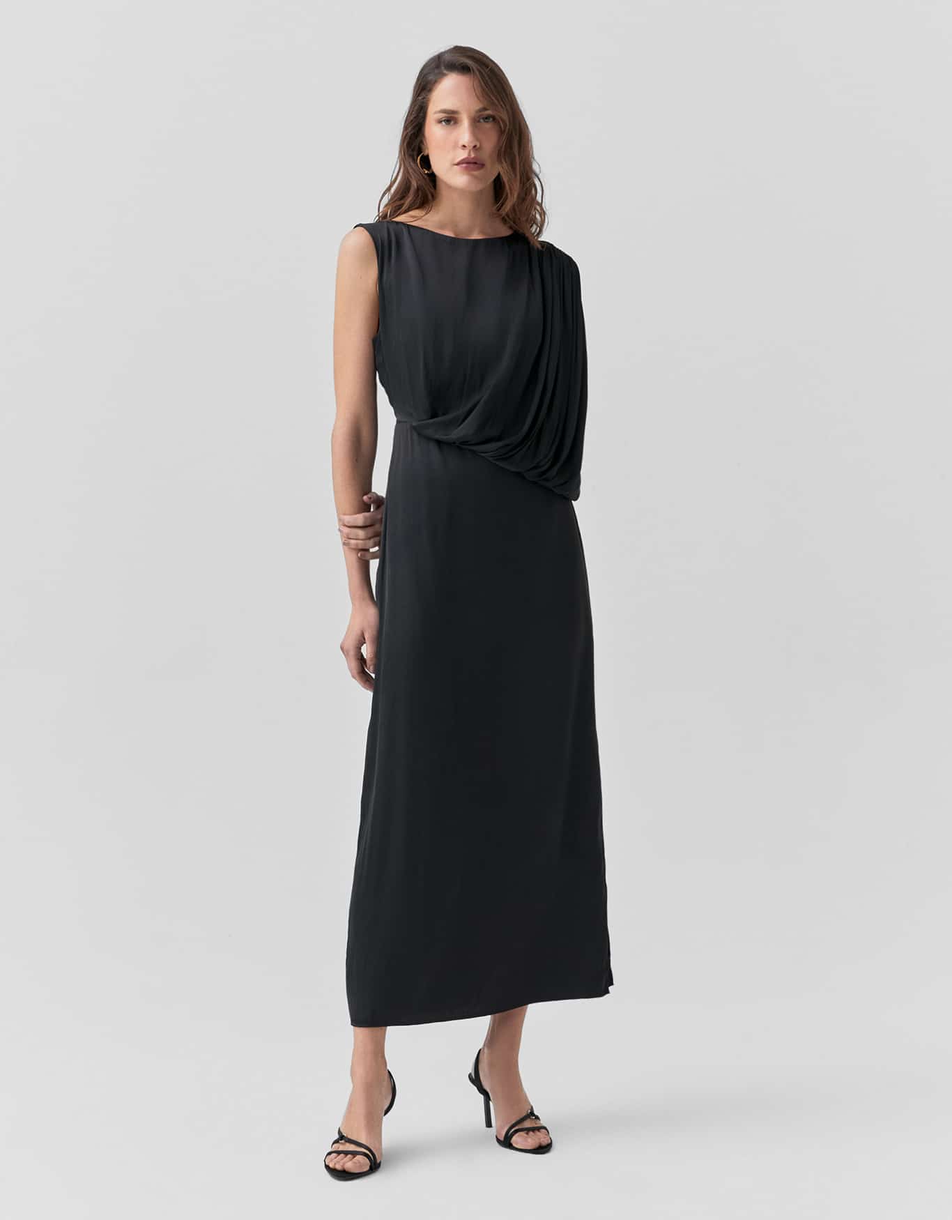 Vestido Assimétrico Acetinado