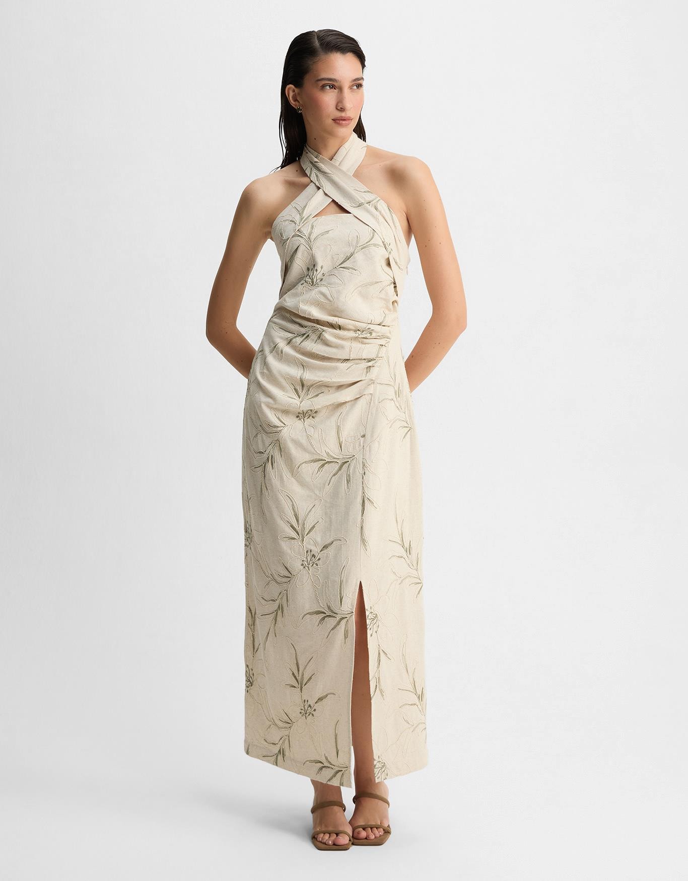 Vestido Bordado Botanico