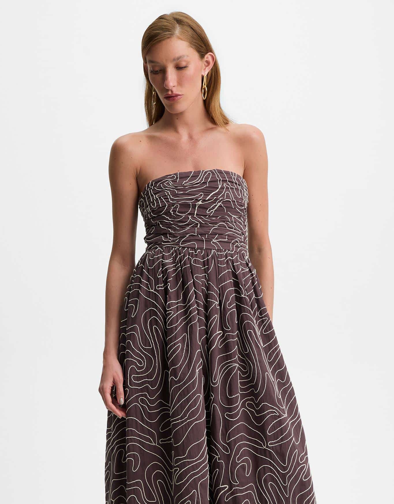 Vestido Bordado Caminhos