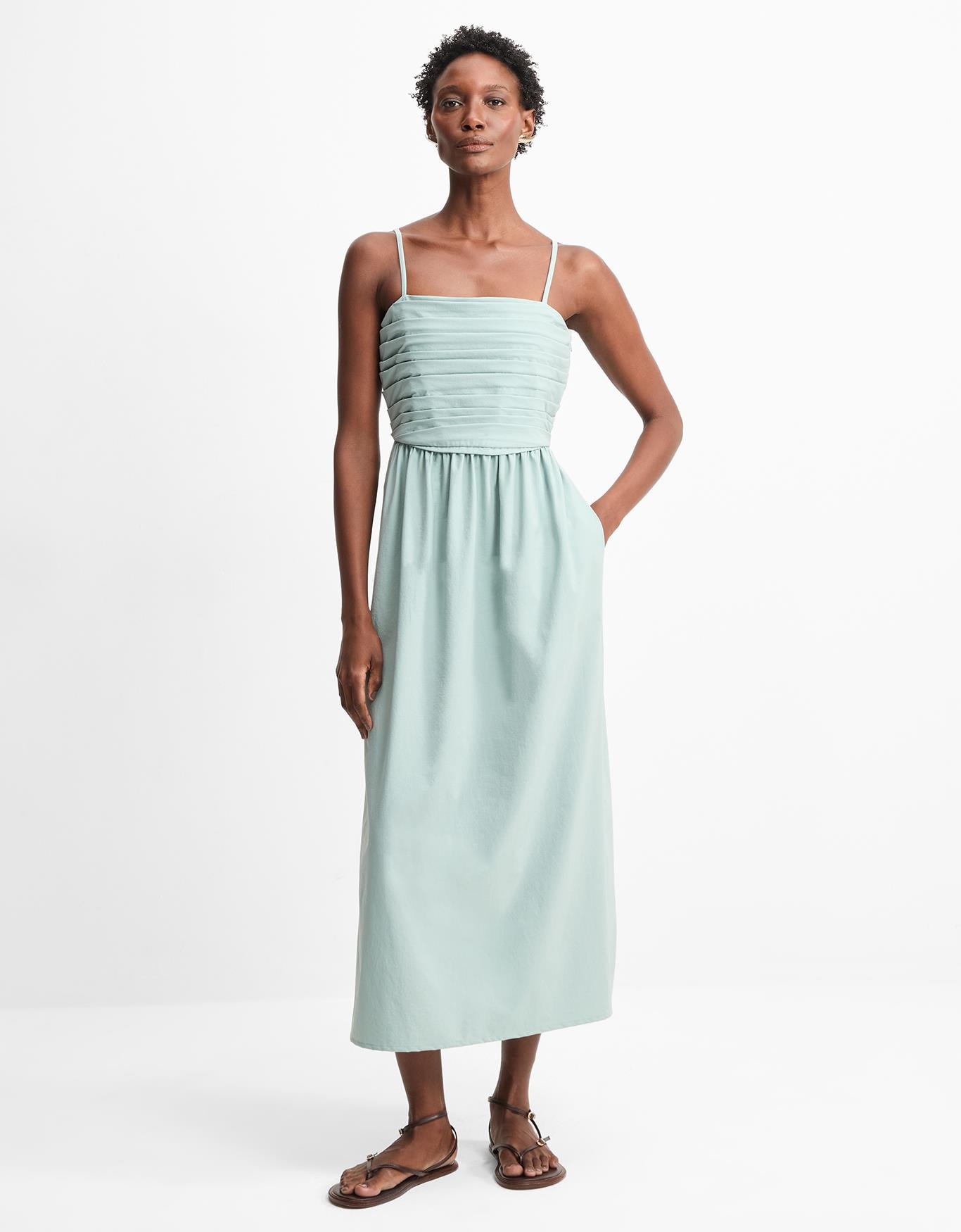 Vestido Busto Com Pregas