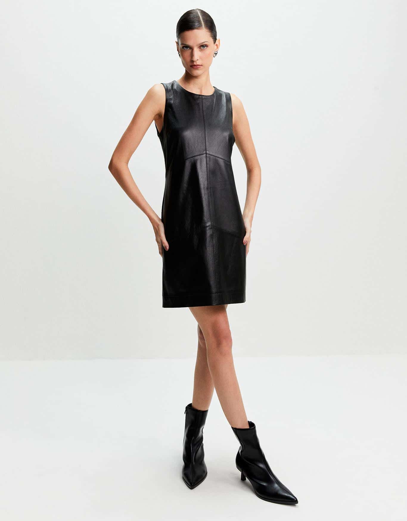 Vestido Curto Couro